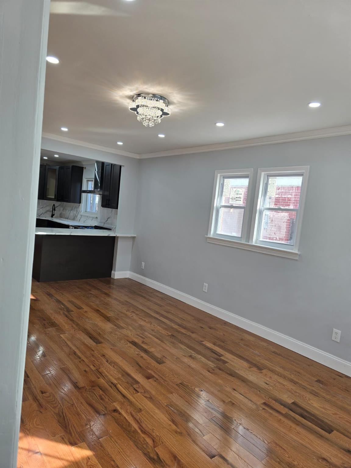 #5 photo, 11841 225th Street, 皇后区 Cambria Heights , NY 11411