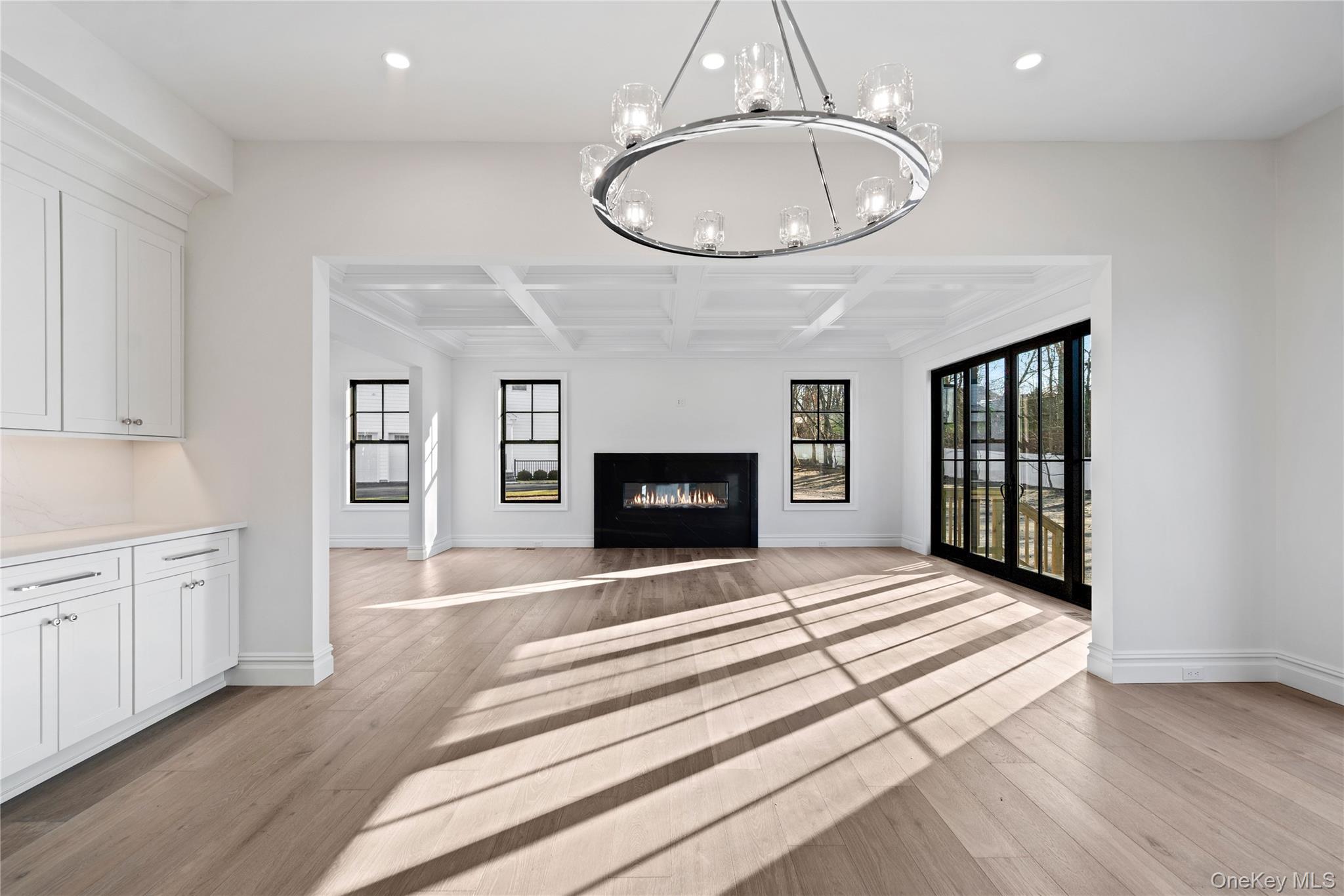 #14 photo, 30 Main Parkway, Plainview , NY 11803