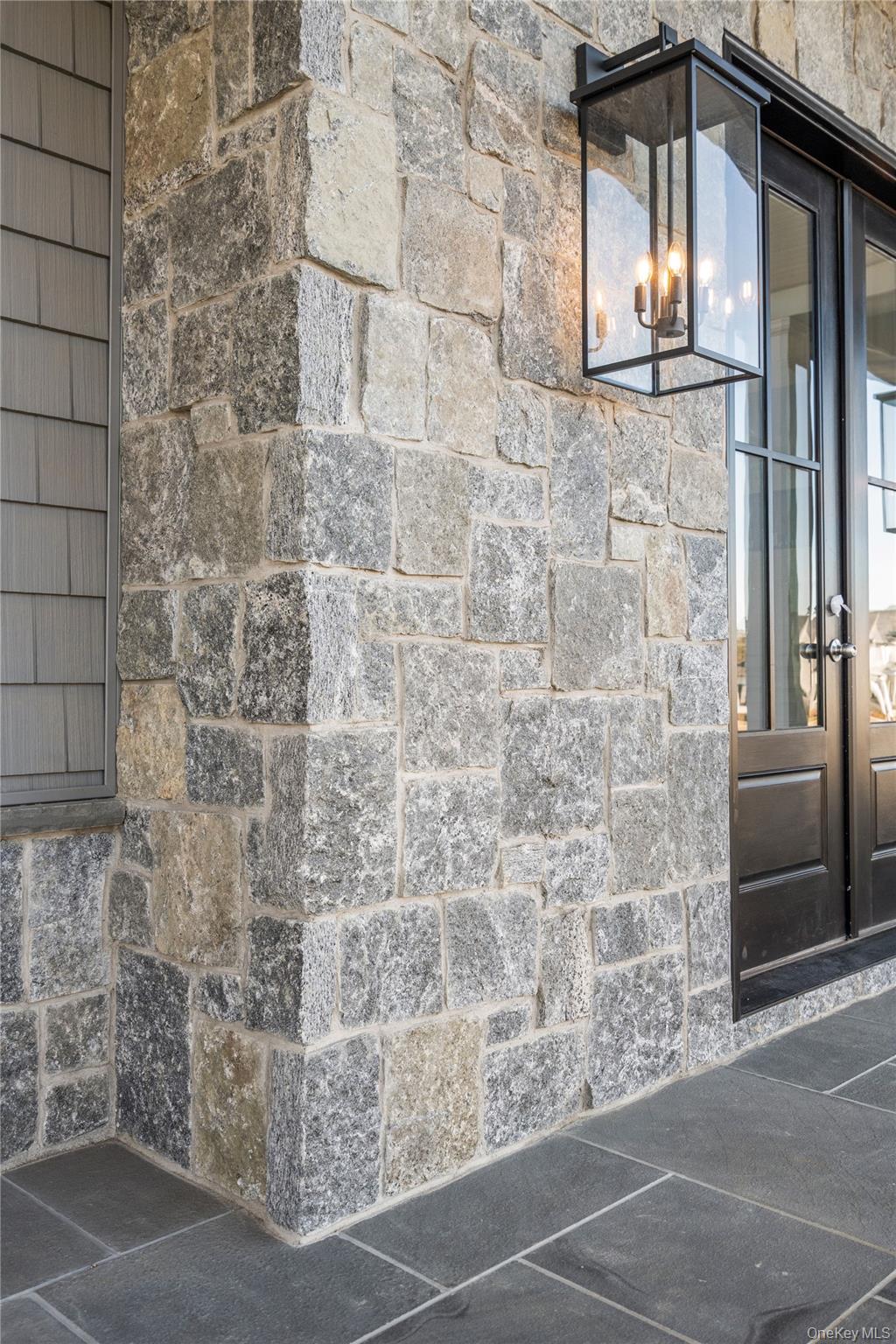 #2 photo, 30 Main Parkway, Plainview , NY 11803