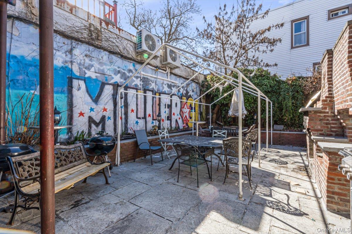 #19 photo, 83-18 Parsons Boulevard, クイーンズ区 Jamaica , NY 11431