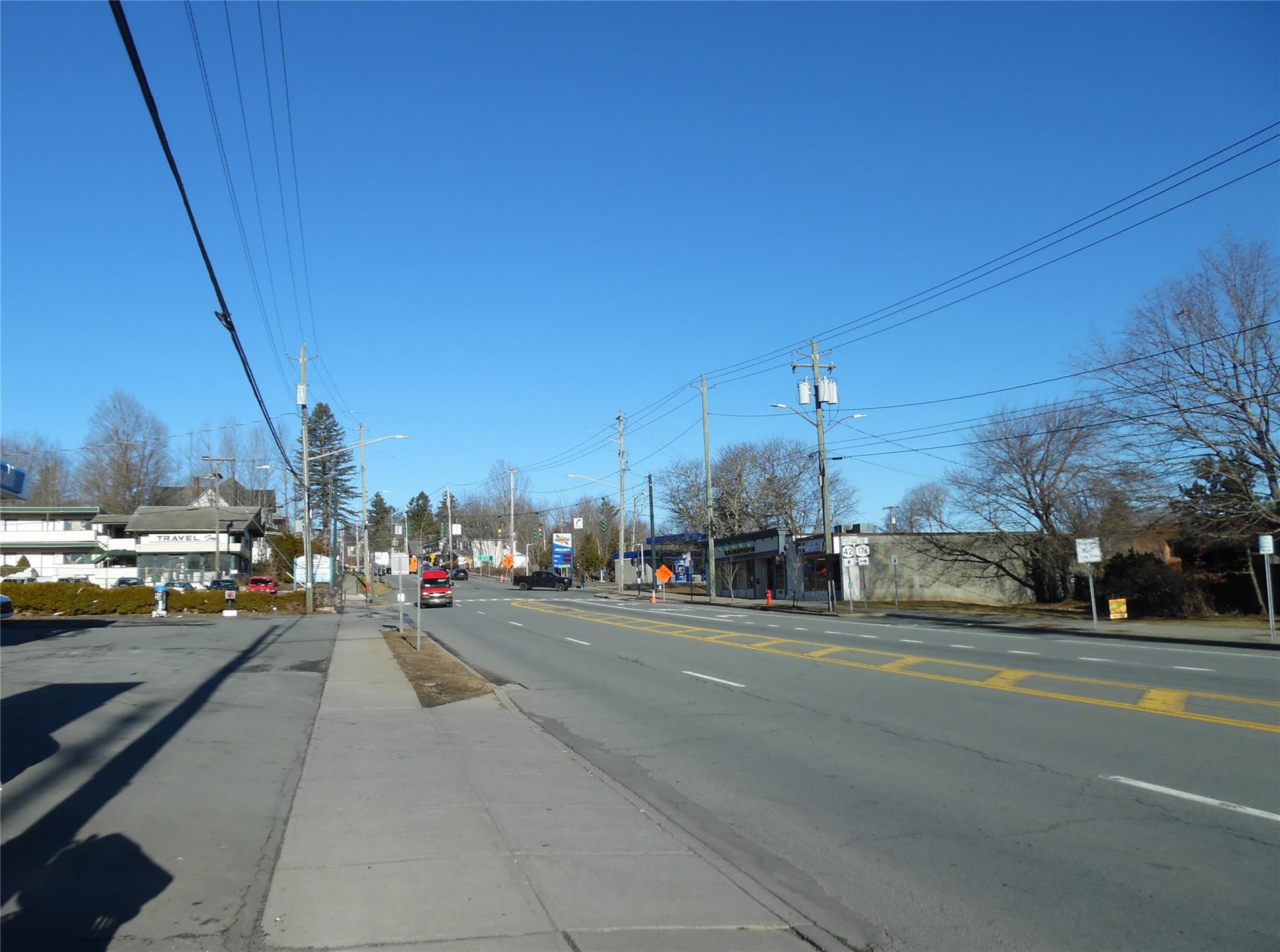 #4 photo, 515 Broadway, Monticello , NY 12701