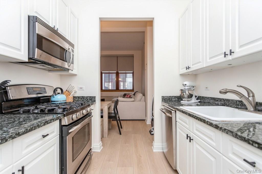 #12 photo, 1 Scarsdale Road, Tuckahoe , NY 10707