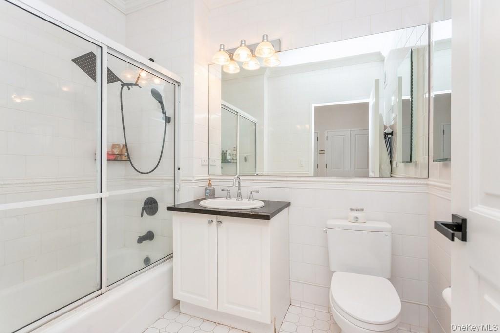 #13 photo, 1 Scarsdale Road, Tuckahoe , NY 10707