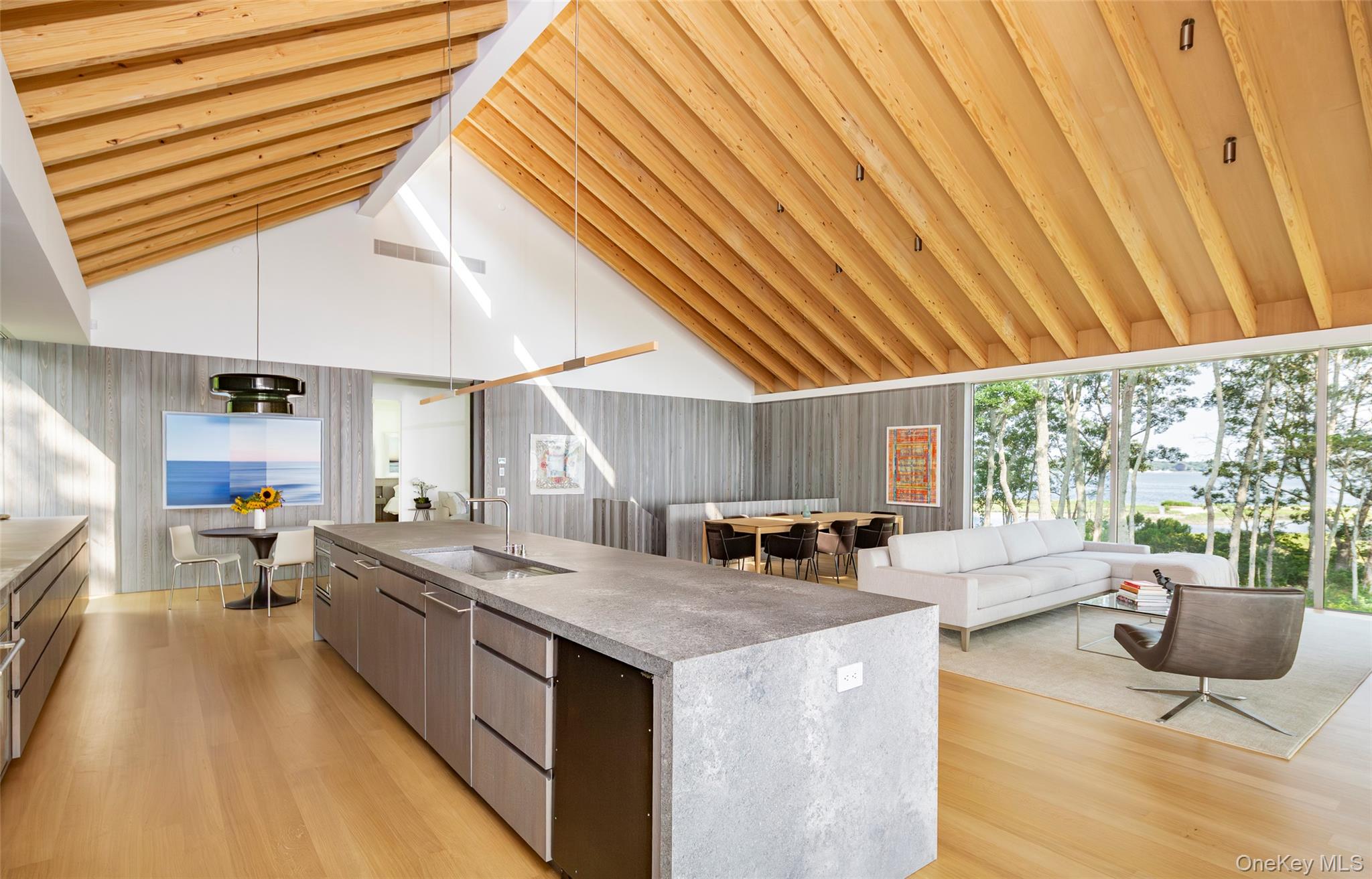 #14 photo, 47L S Ferry Road, サフォーク郡 Shelter Island , NY 11964