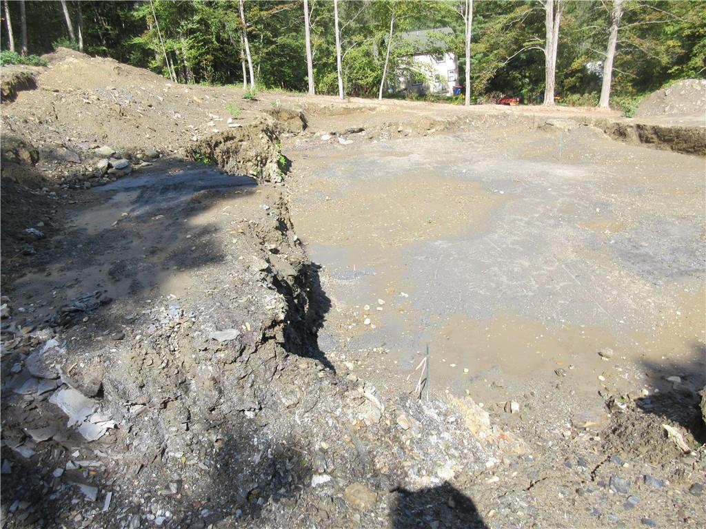 #13 photo, 565 Halls Corners Road, Dover Plains , NY 12522