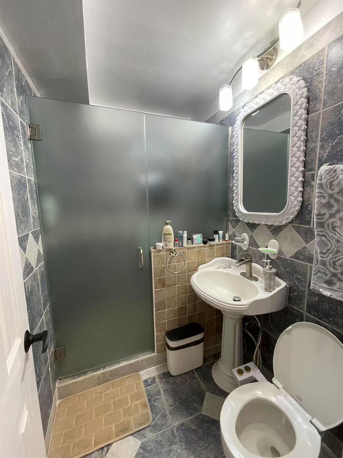 #12 photo, 140-50 Burden Crescent, クイーンズ区 Jamaica , NY 11435