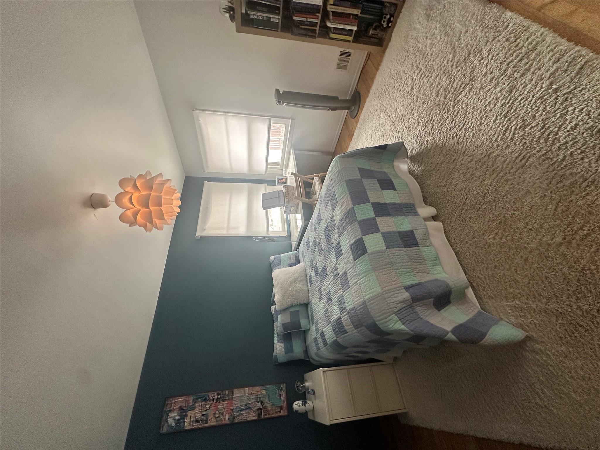 #8 photo, 164-33 97th Street, クイーンズ区 Howard Beach , NY 11414