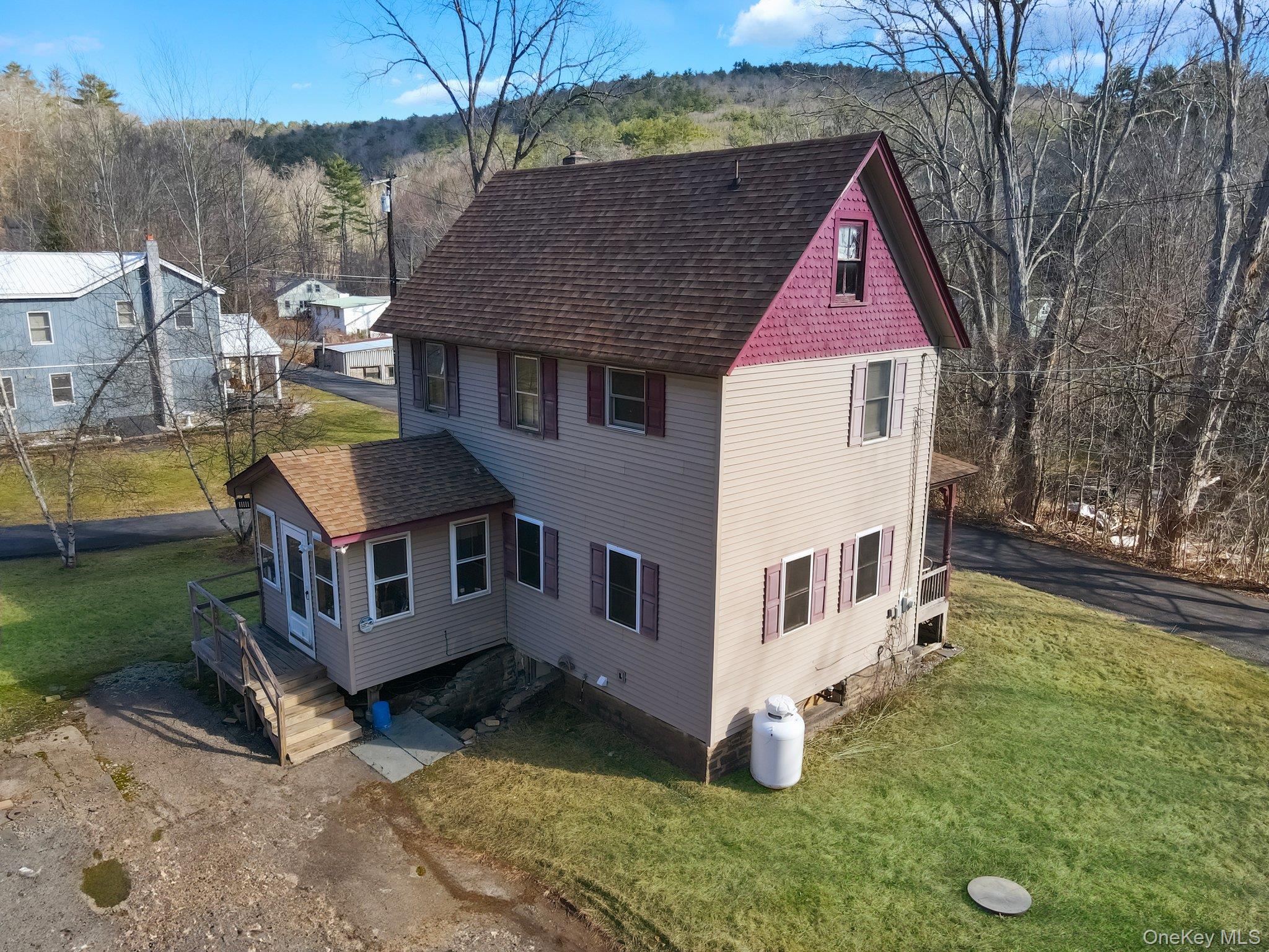 #4 photo, 9 Swanerbury Road, Pond Eddy , NY 12770