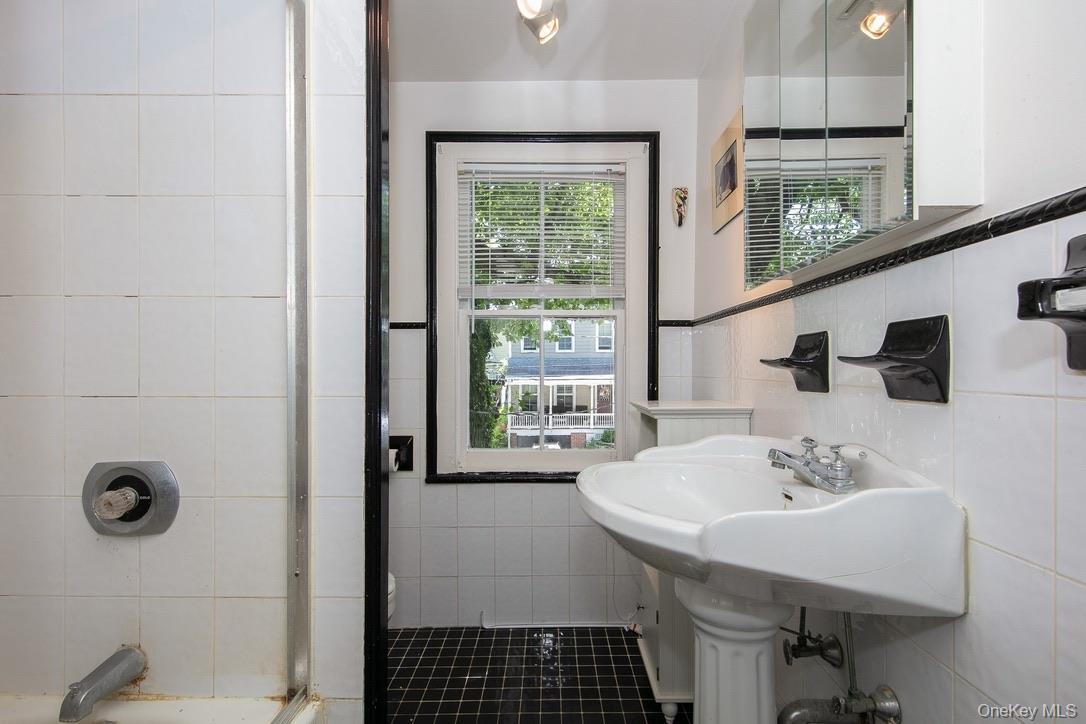 #20 photo, 36 4th Avenue, Nyack , NY 10960