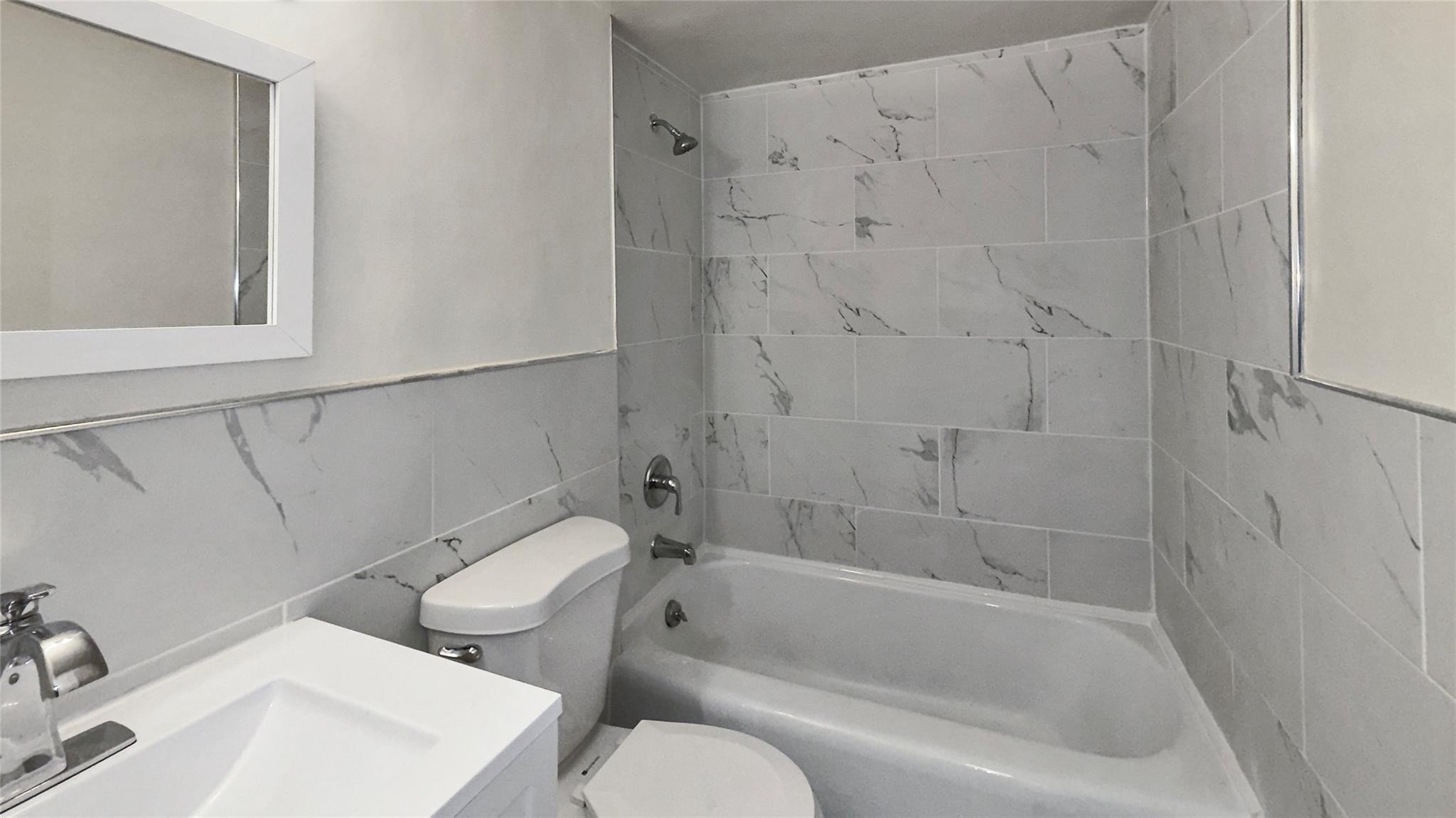 #16 photo, 160-10 89th Avenue, Jamaica , NY 11432