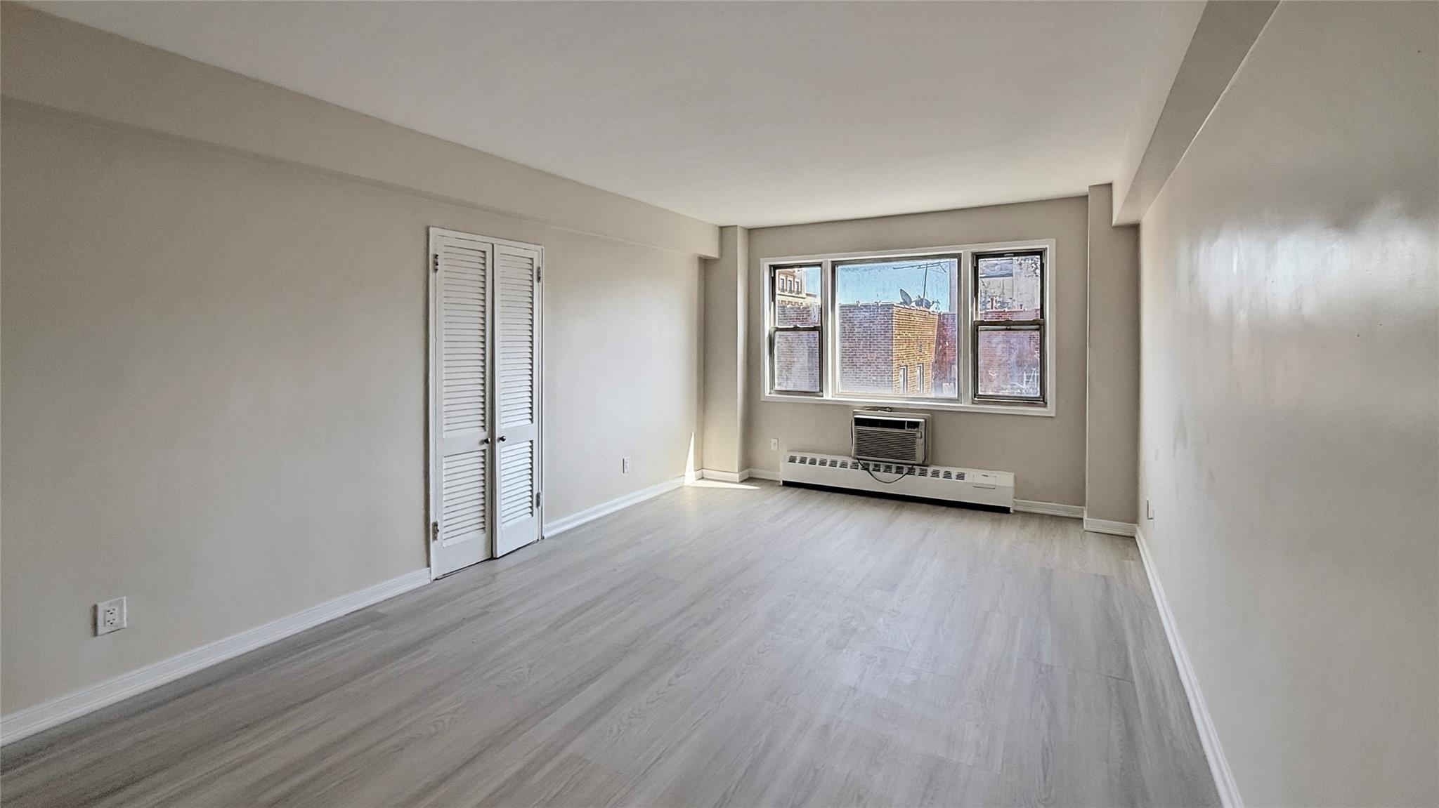 #20 photo, 160-10 89th Avenue, Jamaica , NY 11432