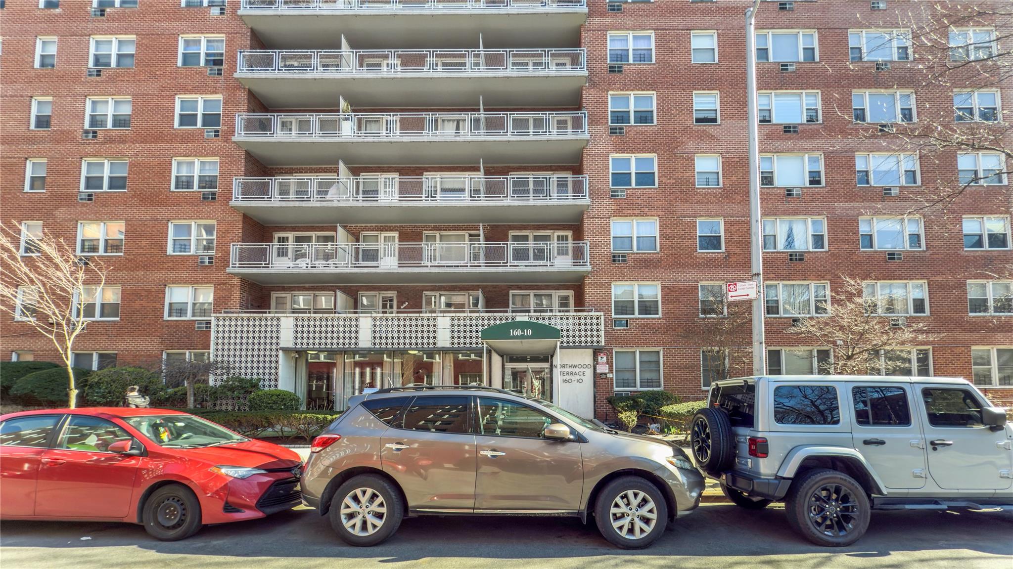 #3 photo, 160-10 89th Avenue, Jamaica , NY 11432