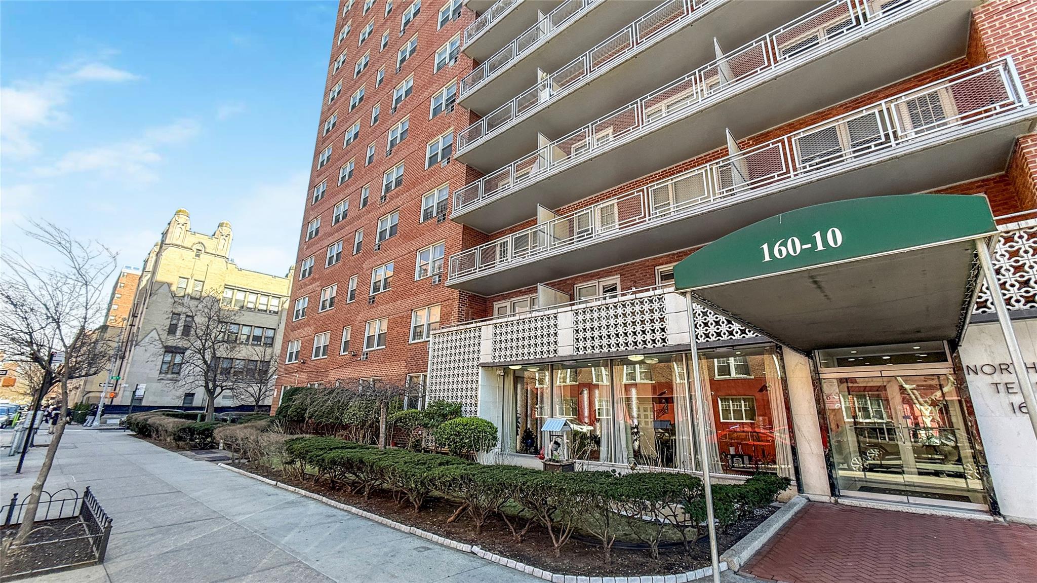 #5 photo, 160-10 89th Avenue, Jamaica , NY 11432