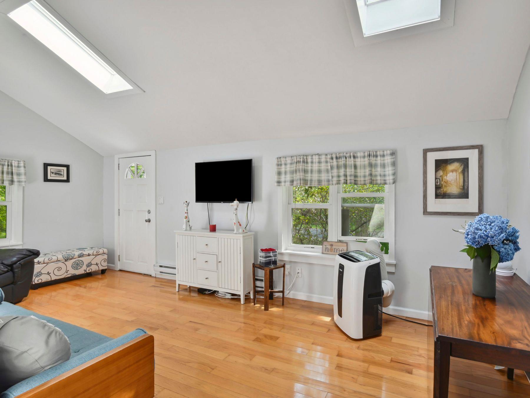 #2 photo, 126 Hommelville Road, Saugerties , NY 12477