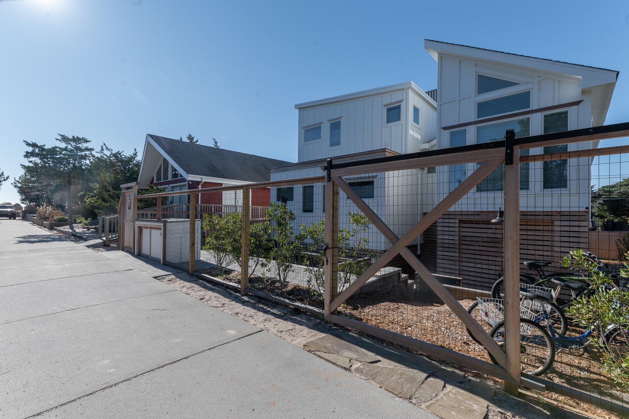 #2 photo, 64 Bungalow Walk, Ocean Beach , NY 11770