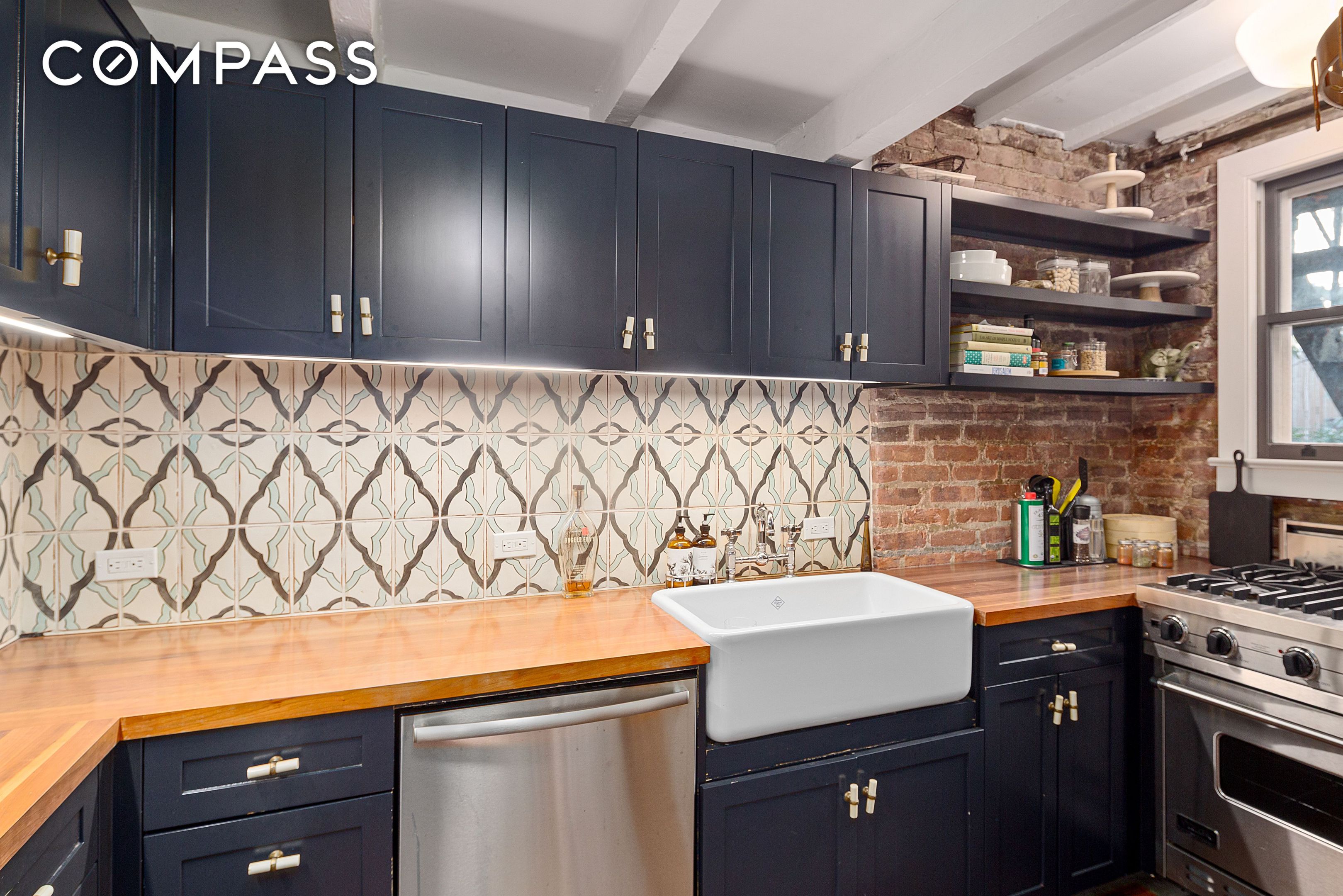 #5 photo, 119 E 10th Street, マンハッタン East Village , NY 10003