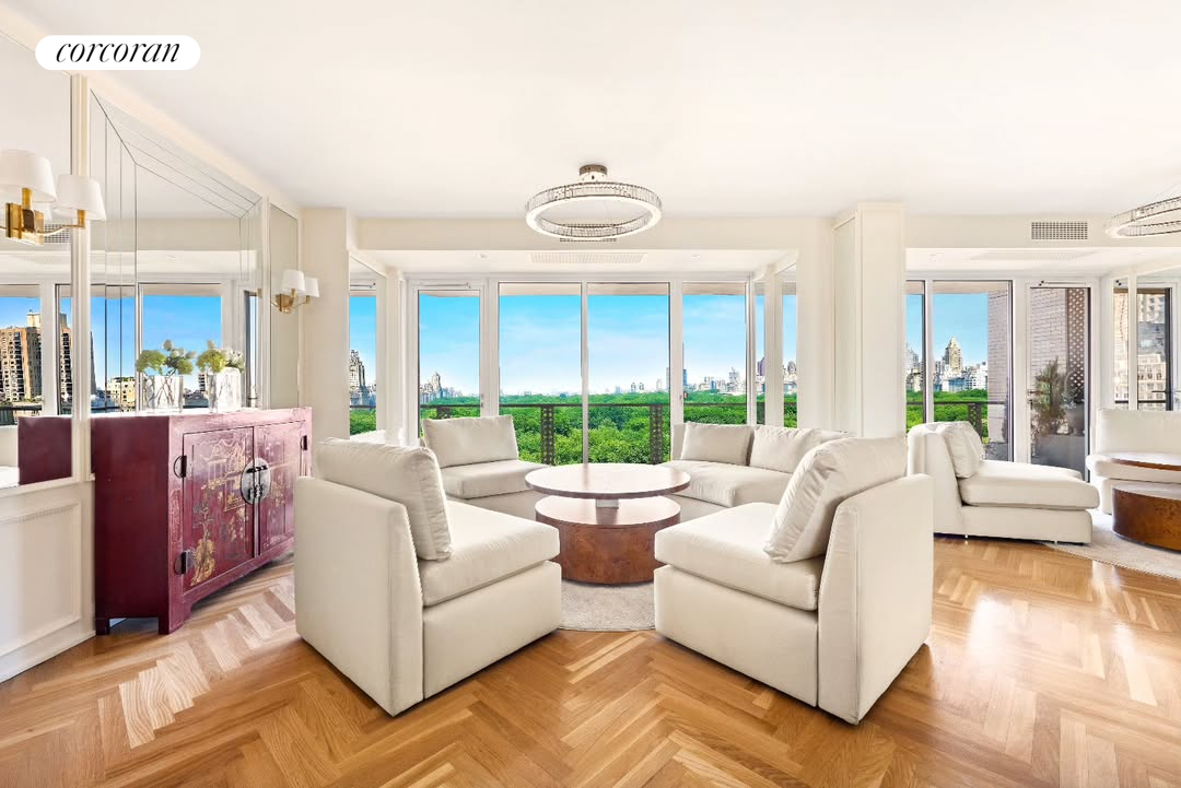 #7 photo, 210 CENTRAL Park S, マンハッタン Central Park South , NY 10019