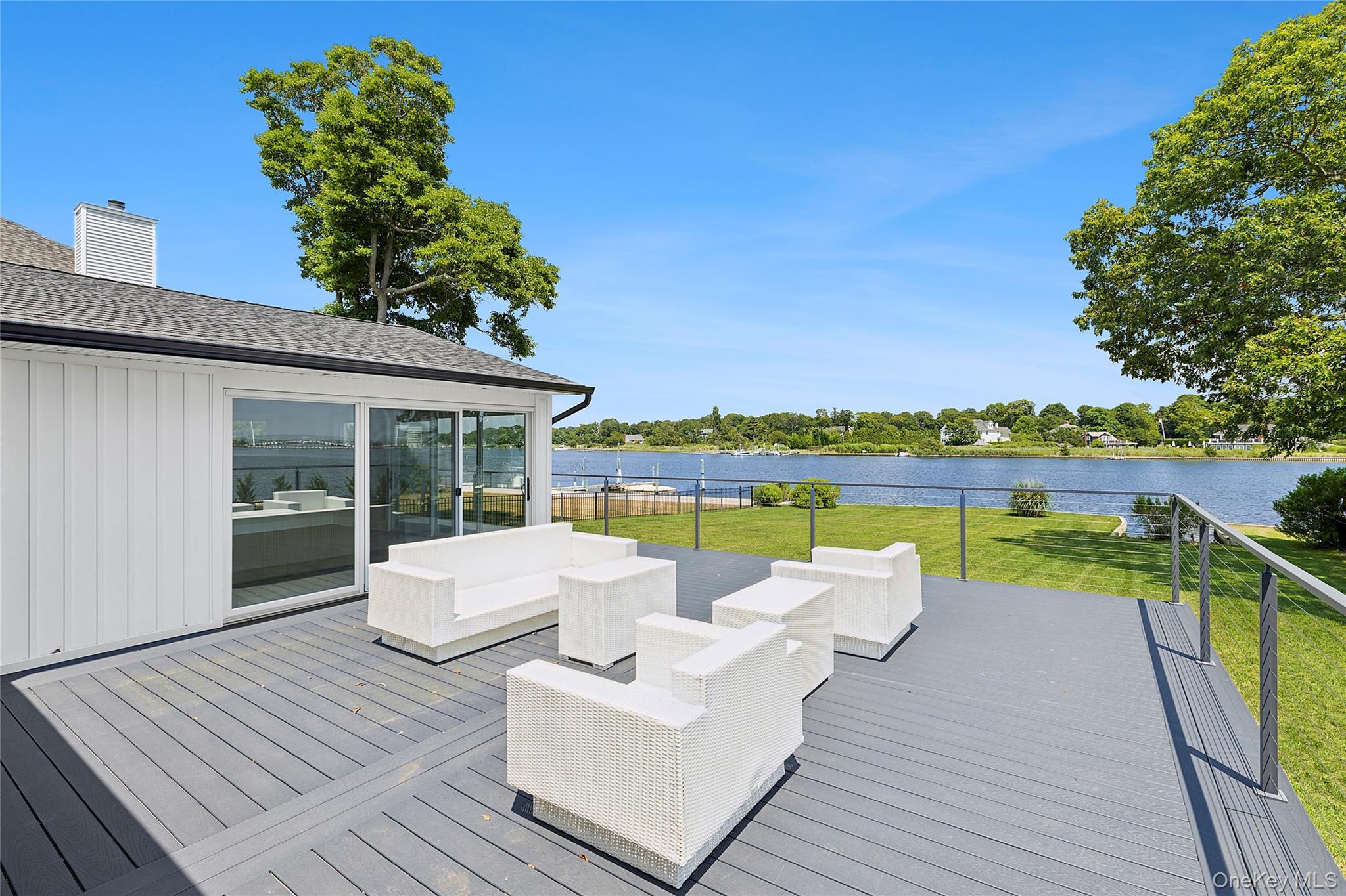 #13 photo, 193 Holiday Boulevard, サフォーク郡 Center Moriches , NY 11934