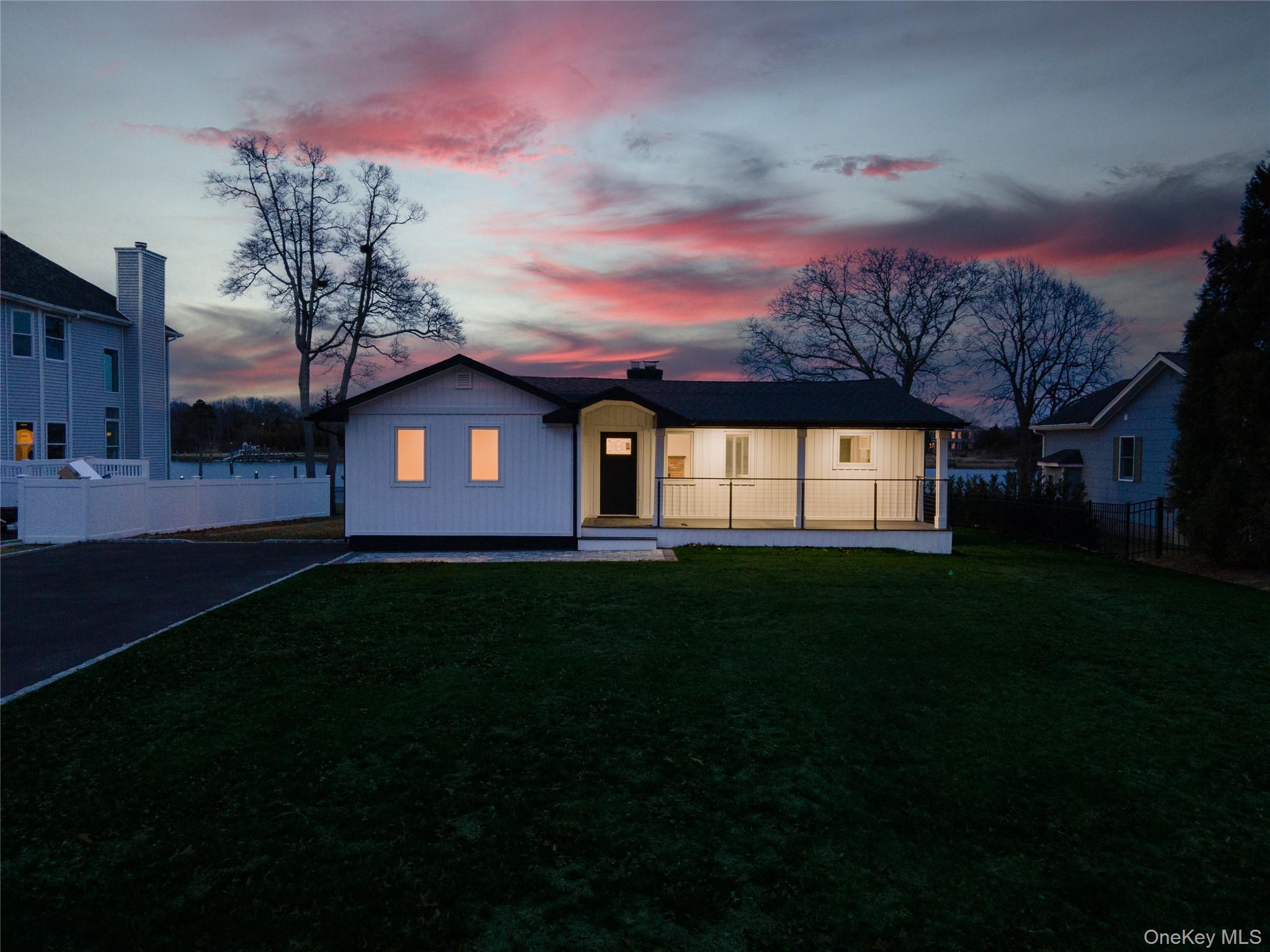 #18 photo, 193 Holiday Boulevard, サフォーク郡 Center Moriches , NY 11934