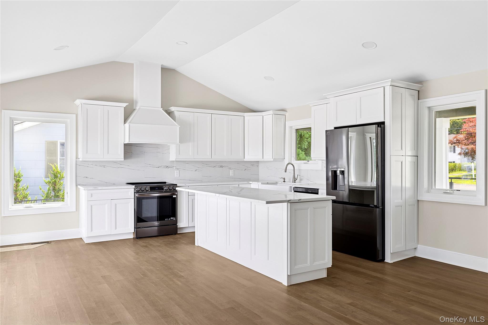 #5 photo, 193 Holiday Boulevard, サフォーク郡 Center Moriches , NY 11934