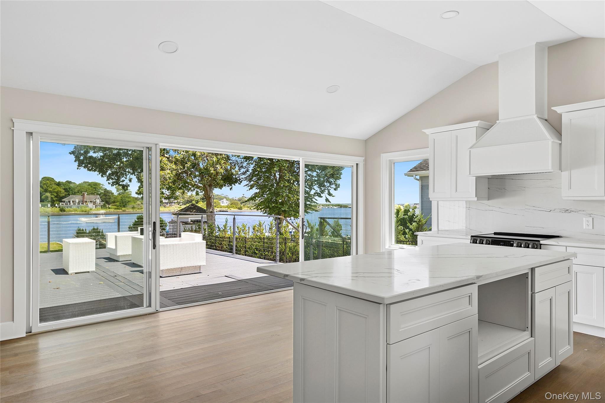 #6 photo, 193 Holiday Boulevard, サフォーク郡 Center Moriches , NY 11934