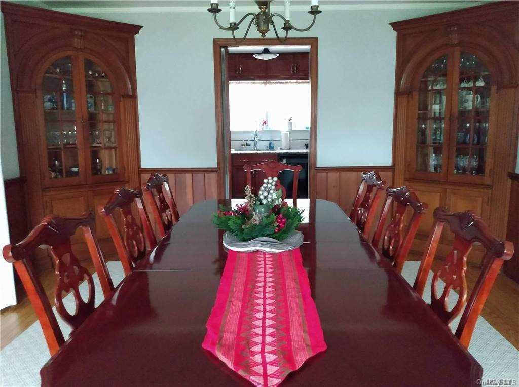 #14 photo, 47 Monroe Street, サフォーク郡 Northport , NY 11768