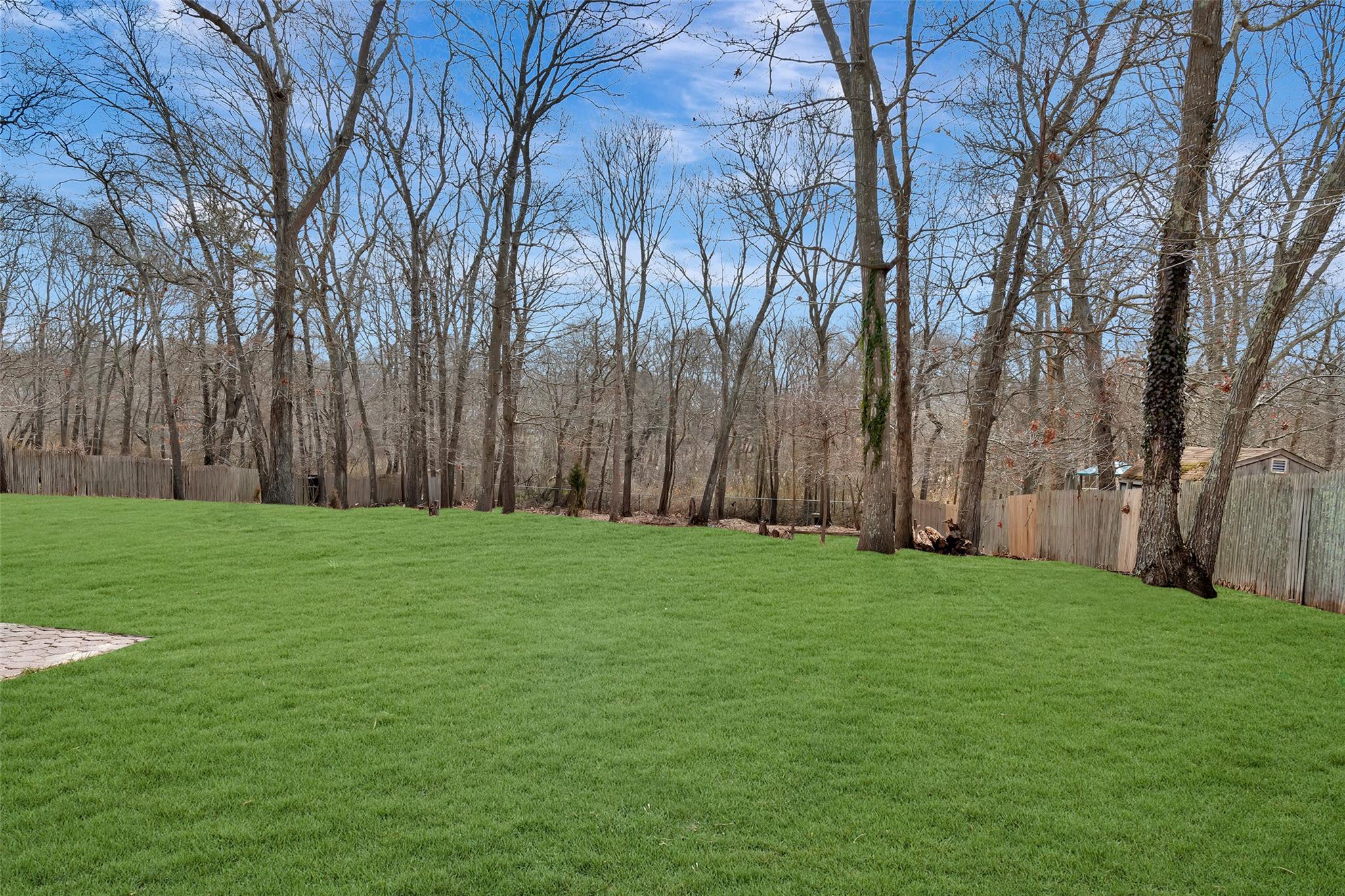 #5 photo, 154 Meadowmere Avenue, Mastic , NY 11950