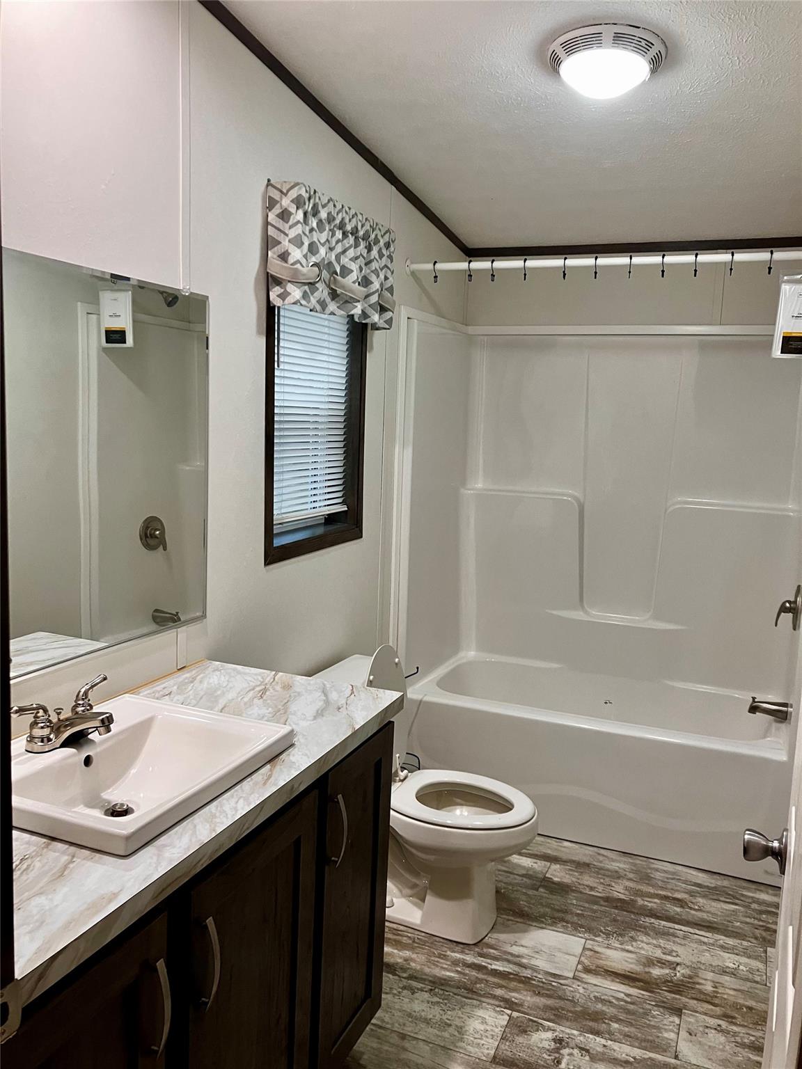 #10 photo, 20 Shore Lane, 뉴욕주 Burlingham , NY 12722