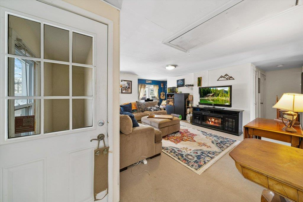 #14 photo, 9 N Main Street, Pearl River , NY 10965