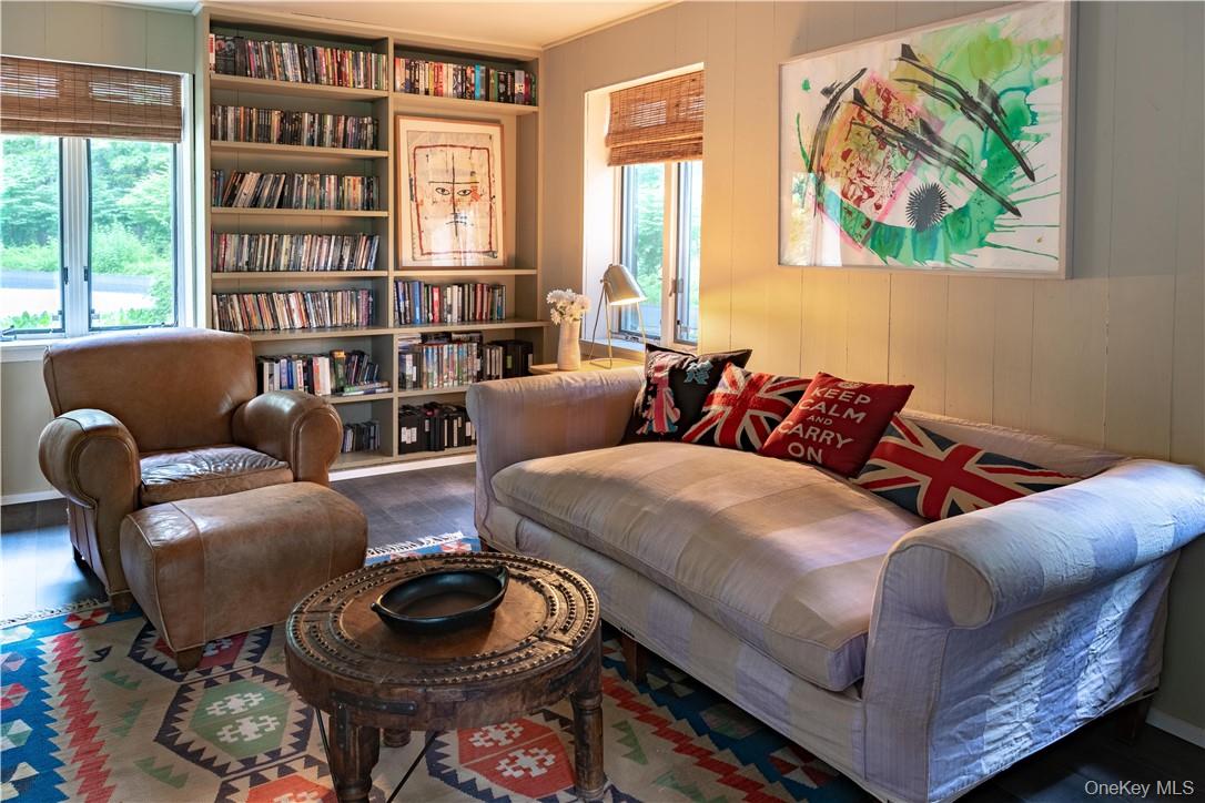 #19 photo, 21 Woods Road, Palisades , NY 10964