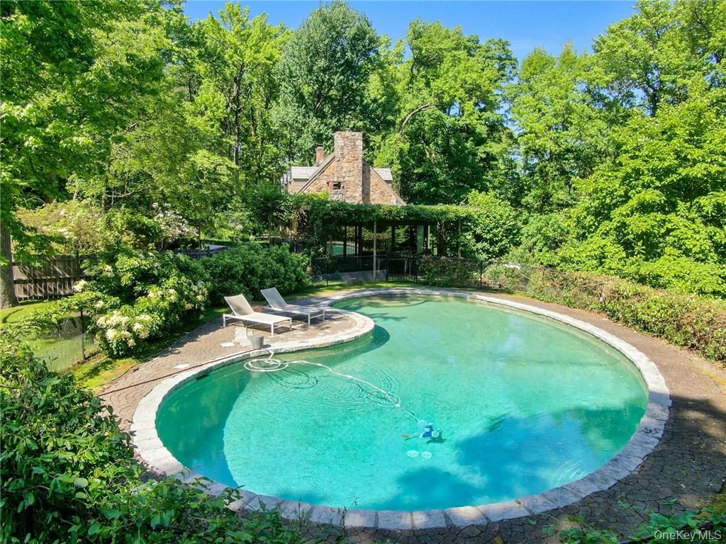 #6 photo, 21 Woods Road, Palisades , NY 10964