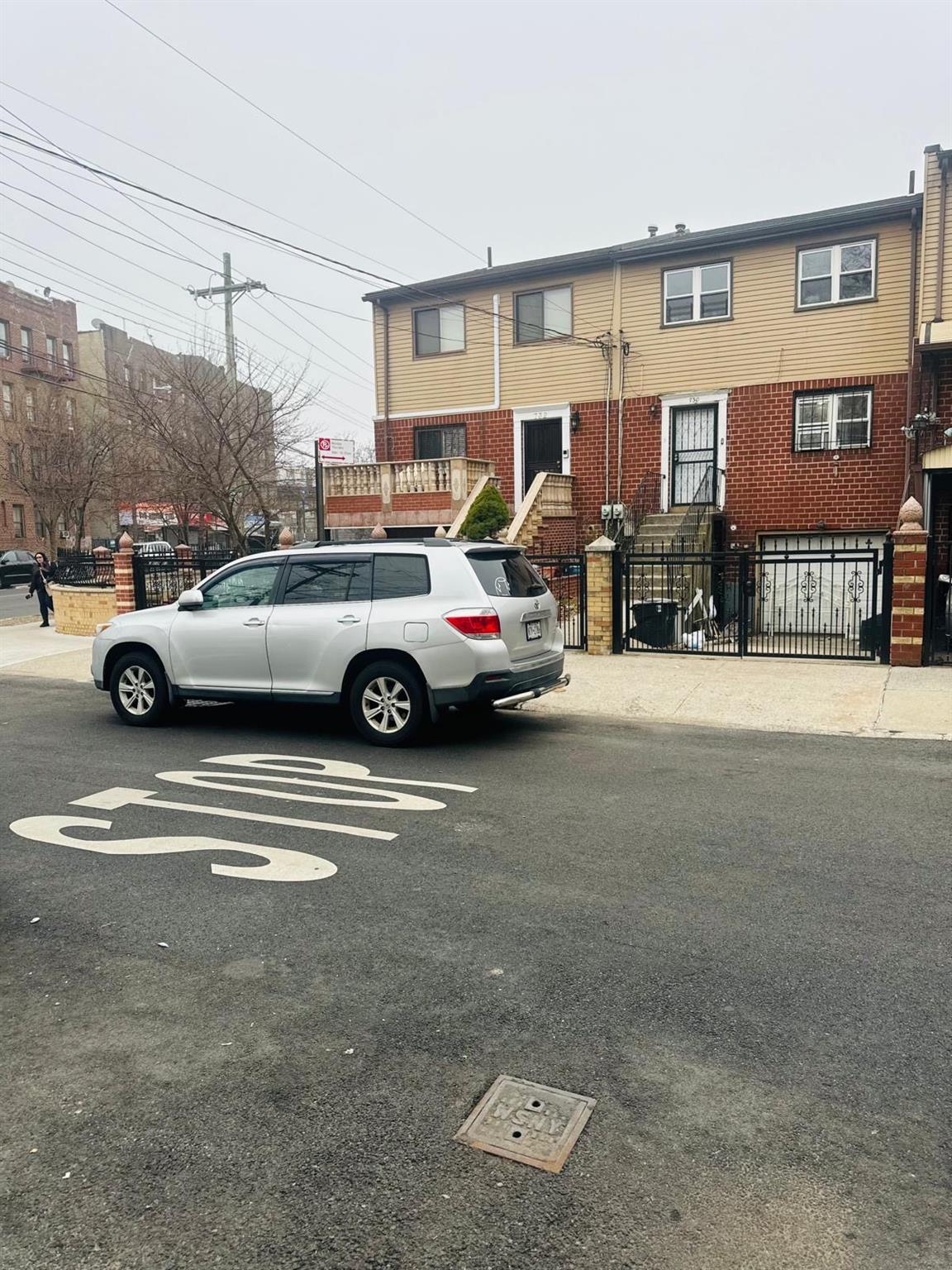 #3 photo, 730 Linwood Street, ブルックリン区 Brooklyn , NY 11208