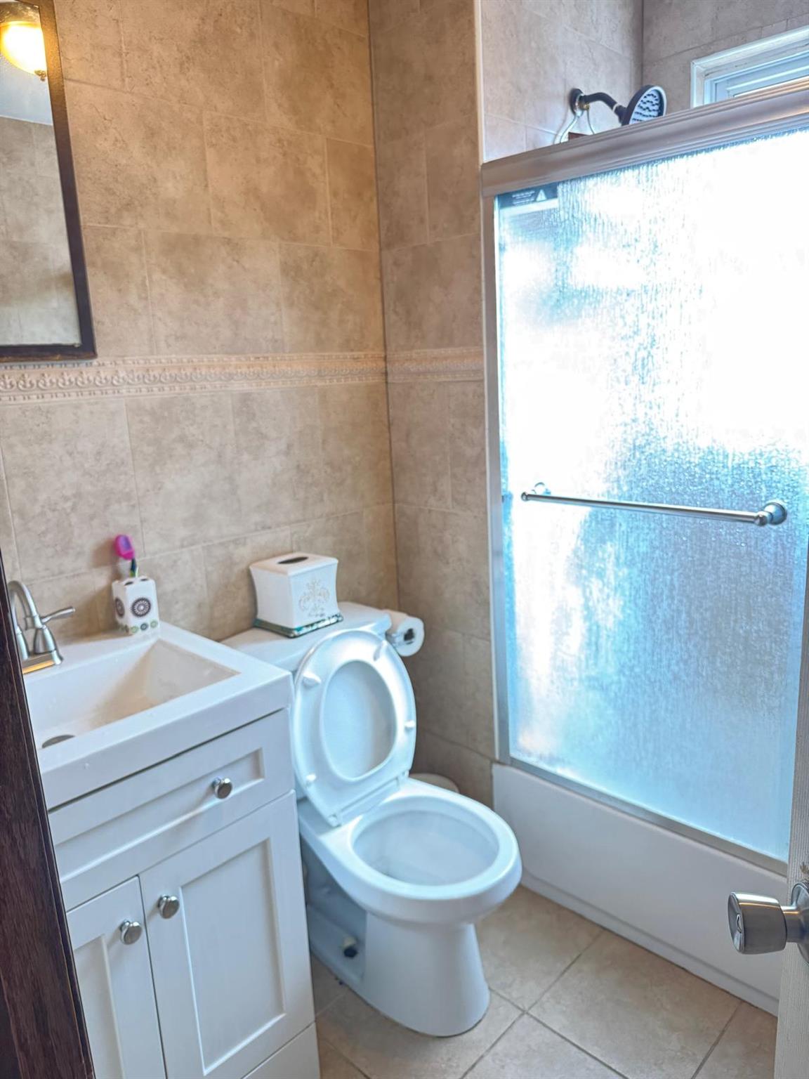 #12 photo, 193-06 119 Avenue, クイーンズ区 Saint Albans , NY 11412