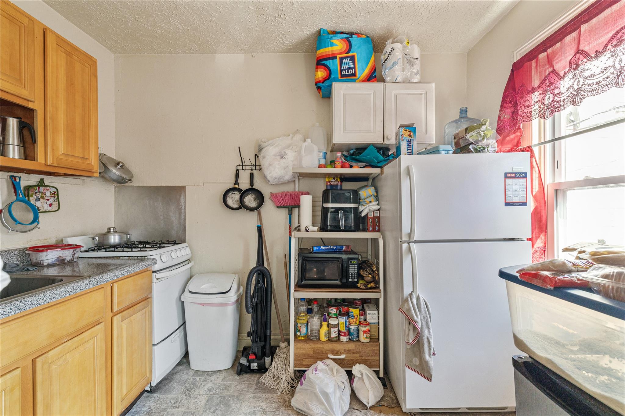 #7 photo, 6 W Broad Street, Haverstraw , NY 10927