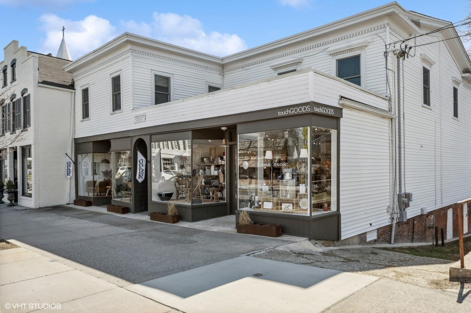 #11 photo, 53740 Route 25, サフォーク郡 Southold , NY 11971