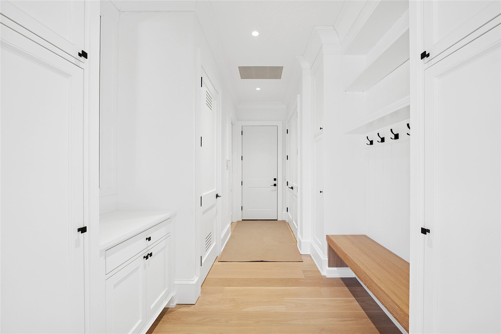 #14 photo, 25 Fresh Pond Road, サフォーク郡 North Haven , NY 11963