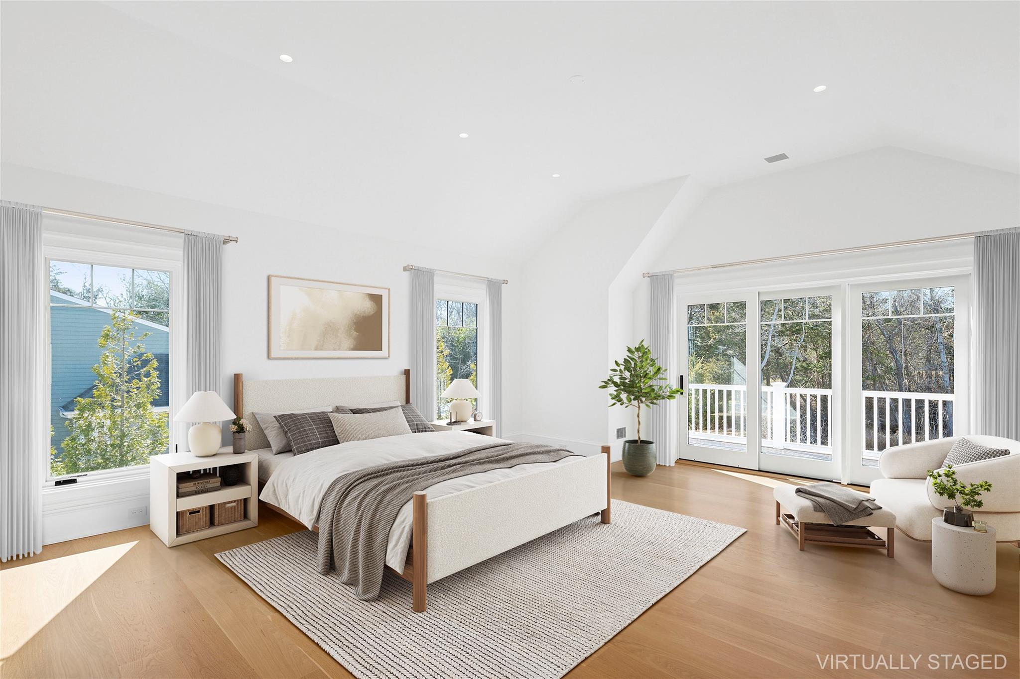 #15 photo, 25 Fresh Pond Road, サフォーク郡 North Haven , NY 11963