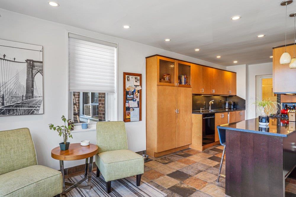 #8 photo, 211-40 18 Avenue, クイーンズ区 Bayside , NY 11360