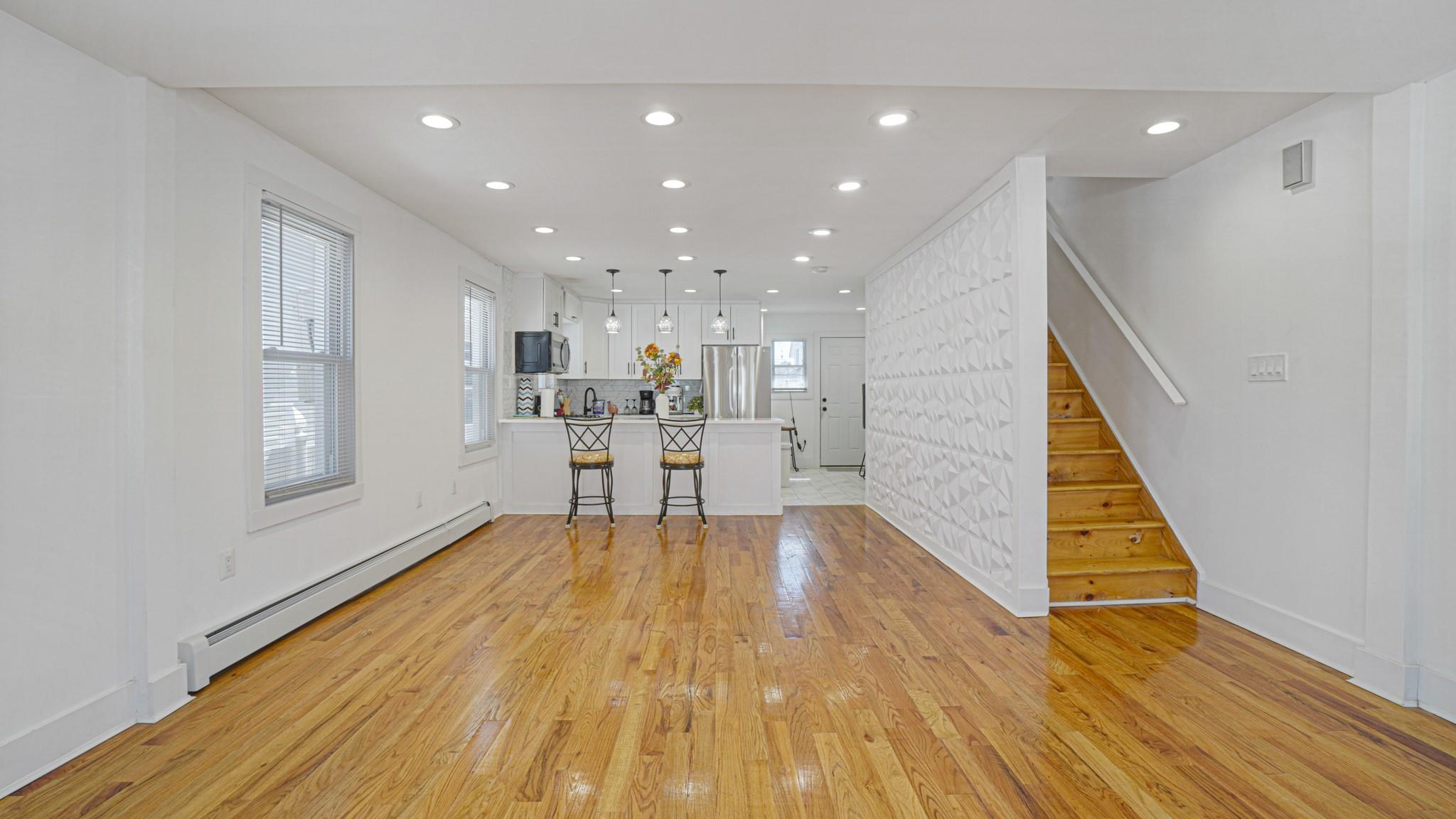 #19 photo, 21924 130th Drive, クイーンズ区 Springfield Gardens , NY 11413