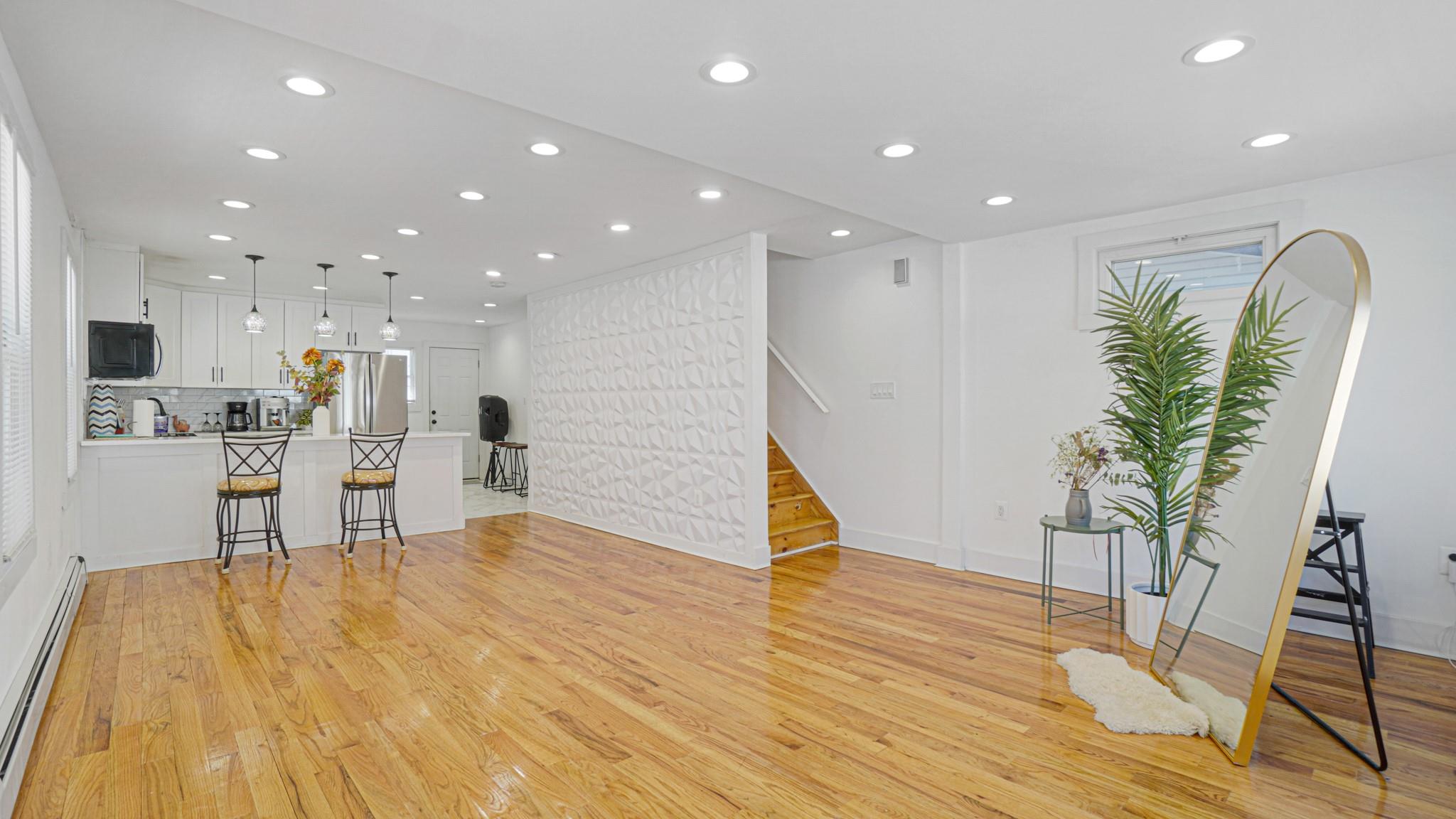 #20 photo, 21924 130th Drive, クイーンズ区 Springfield Gardens , NY 11413