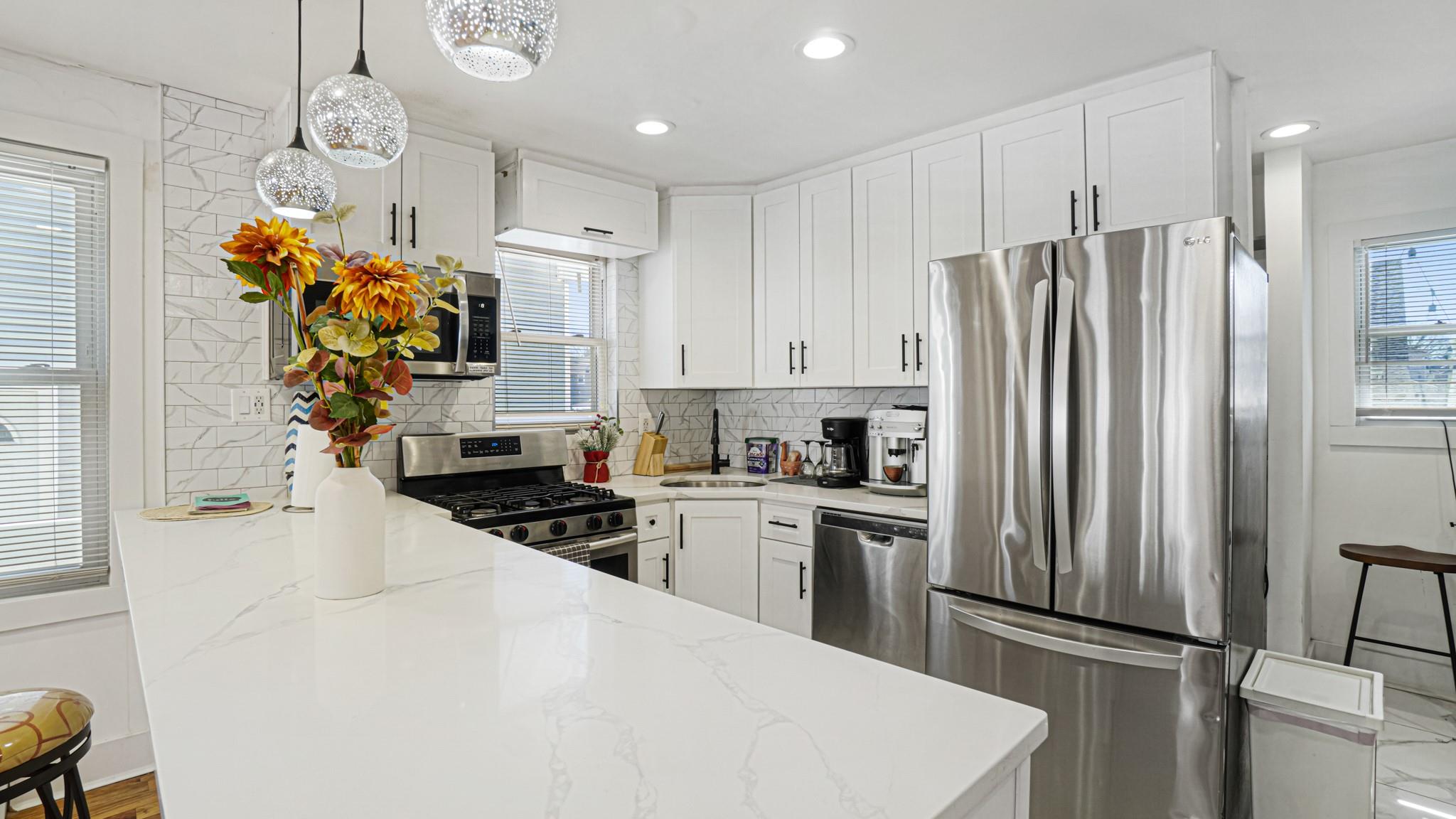 #7 photo, 21924 130th Drive, クイーンズ区 Springfield Gardens , NY 11413