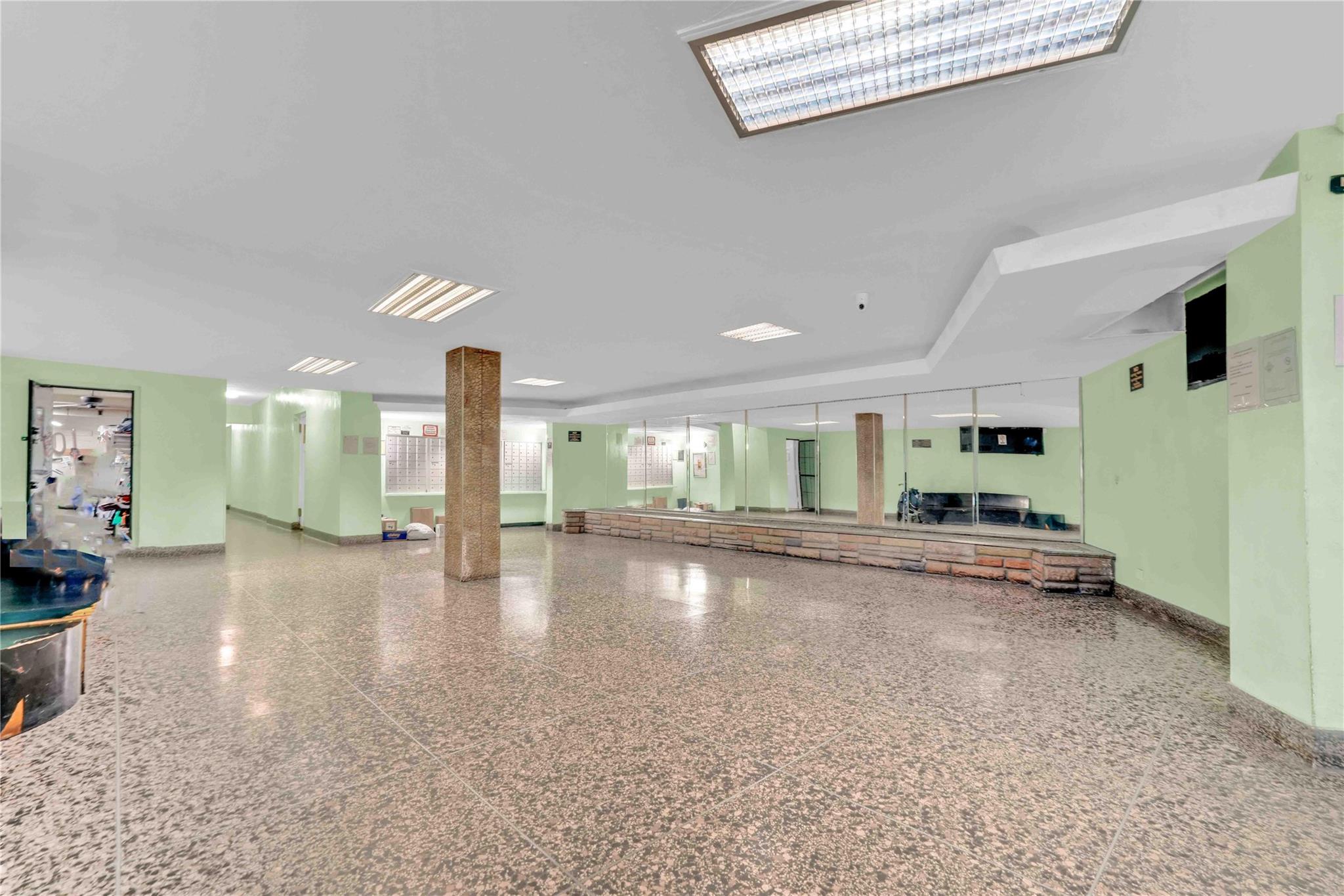 #4 photo, 42-25 80th Street, クイーンズ区 Elmhurst , NY 11373