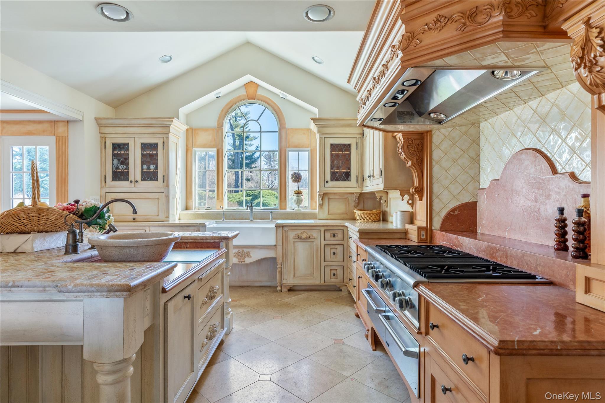 #12 photo, 6 Longridge Lane, ناسو Old Brookville , NY 11545