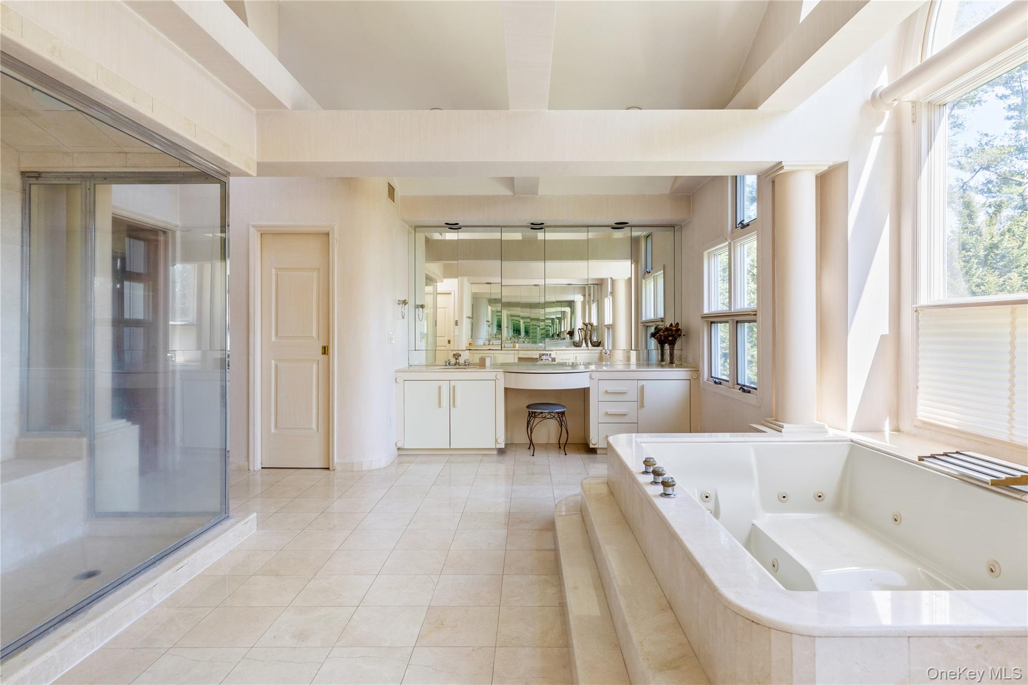 #19 photo, 6 Longridge Lane, ناسو Old Brookville , NY 11545