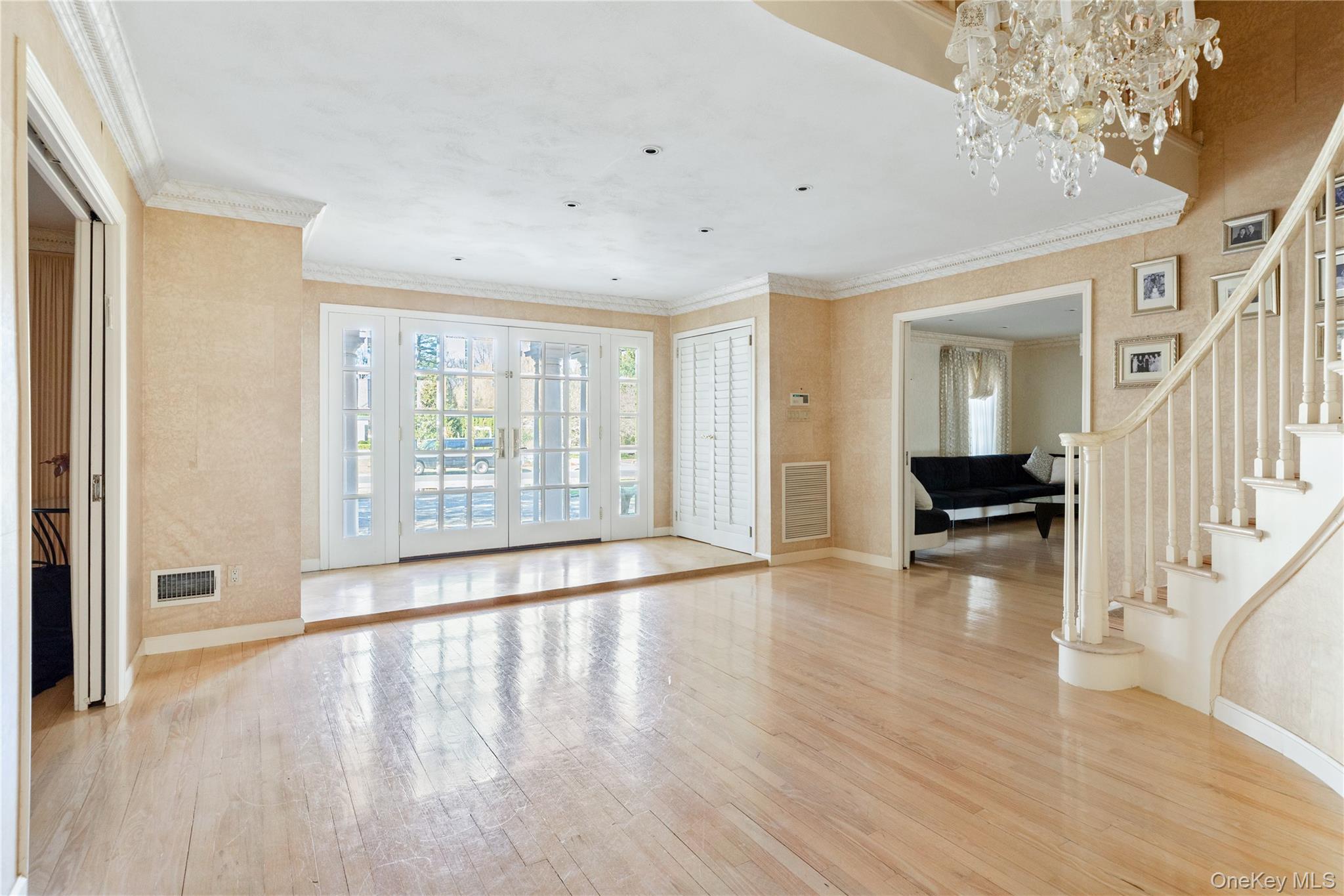 #4 photo, 6 Longridge Lane, ناسو Old Brookville , NY 11545