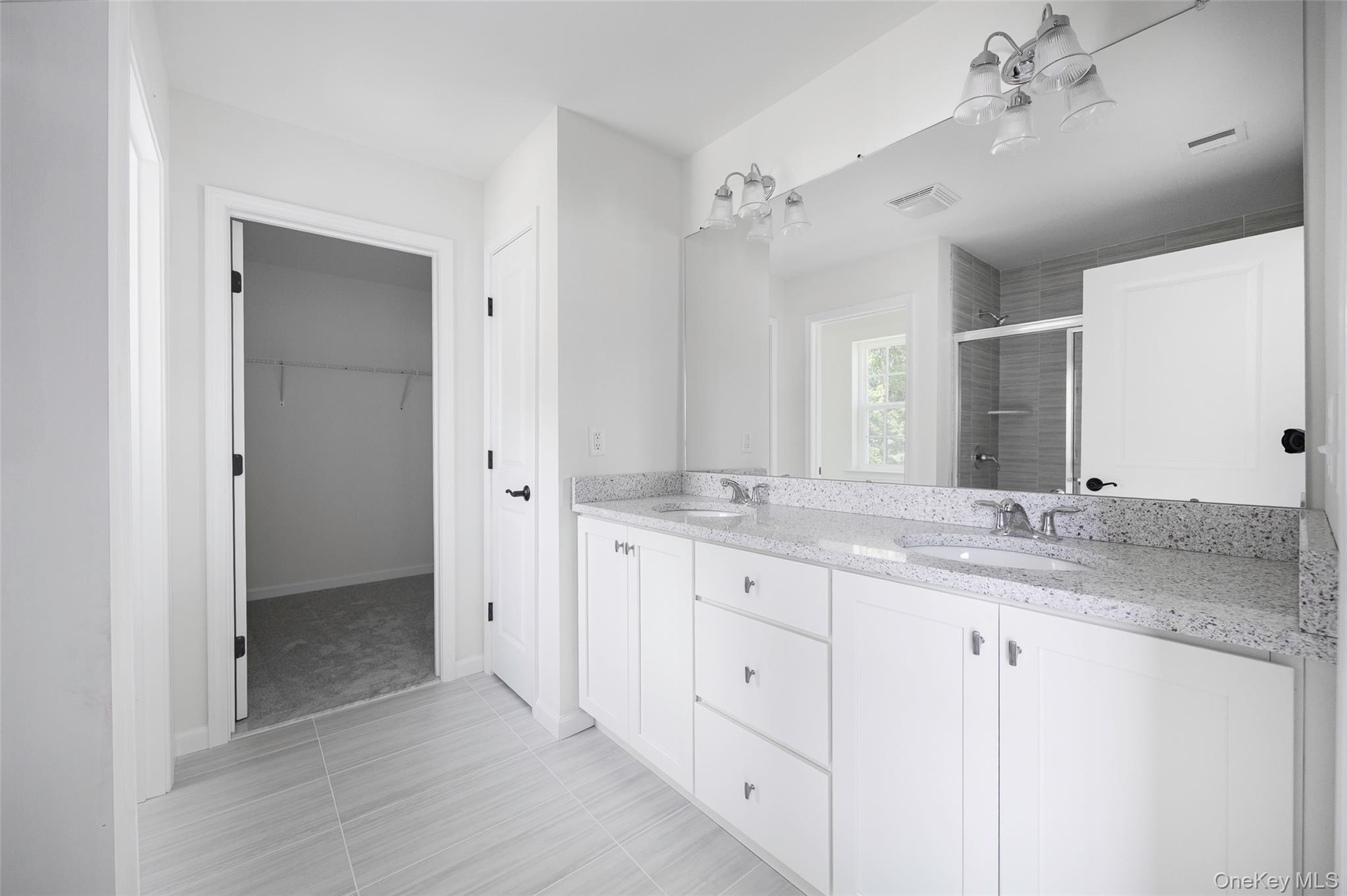 #17 photo, 10 Page Court, Poughkeepsie , NY 12603