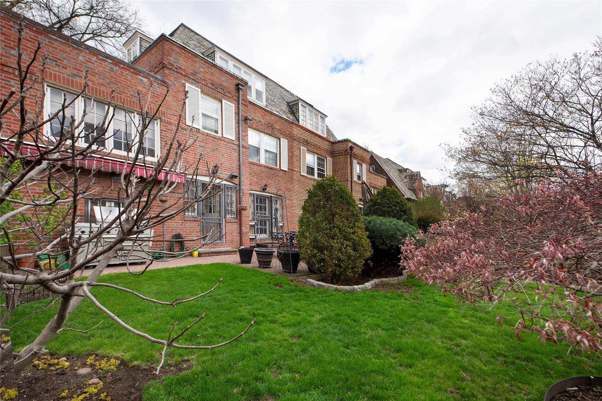 #19 photo, 34-22 87th Street, Jackson Heights , NY 11372