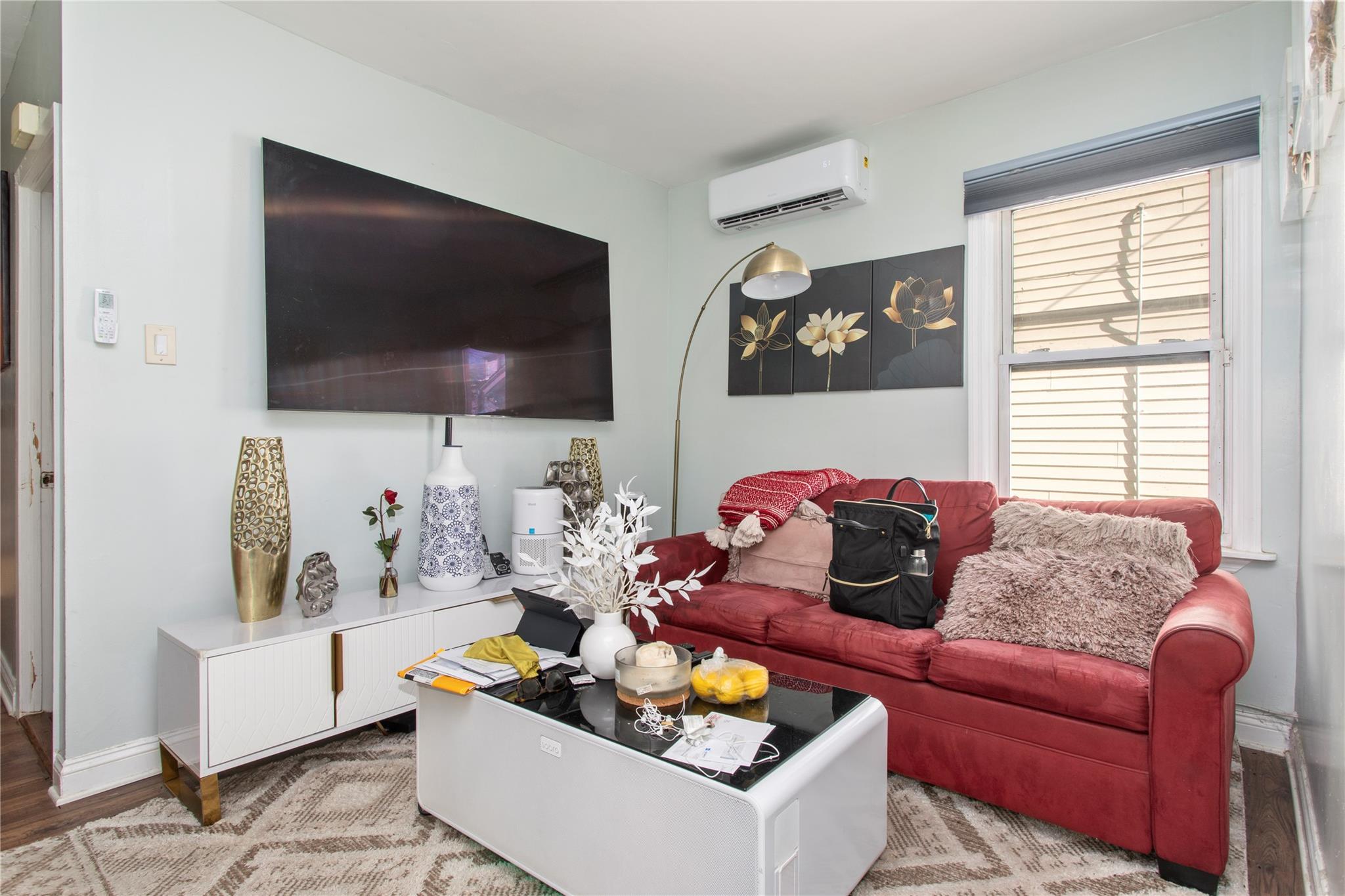 #2 photo, 4611 Matilda Avenue, Bronx , NY 10470