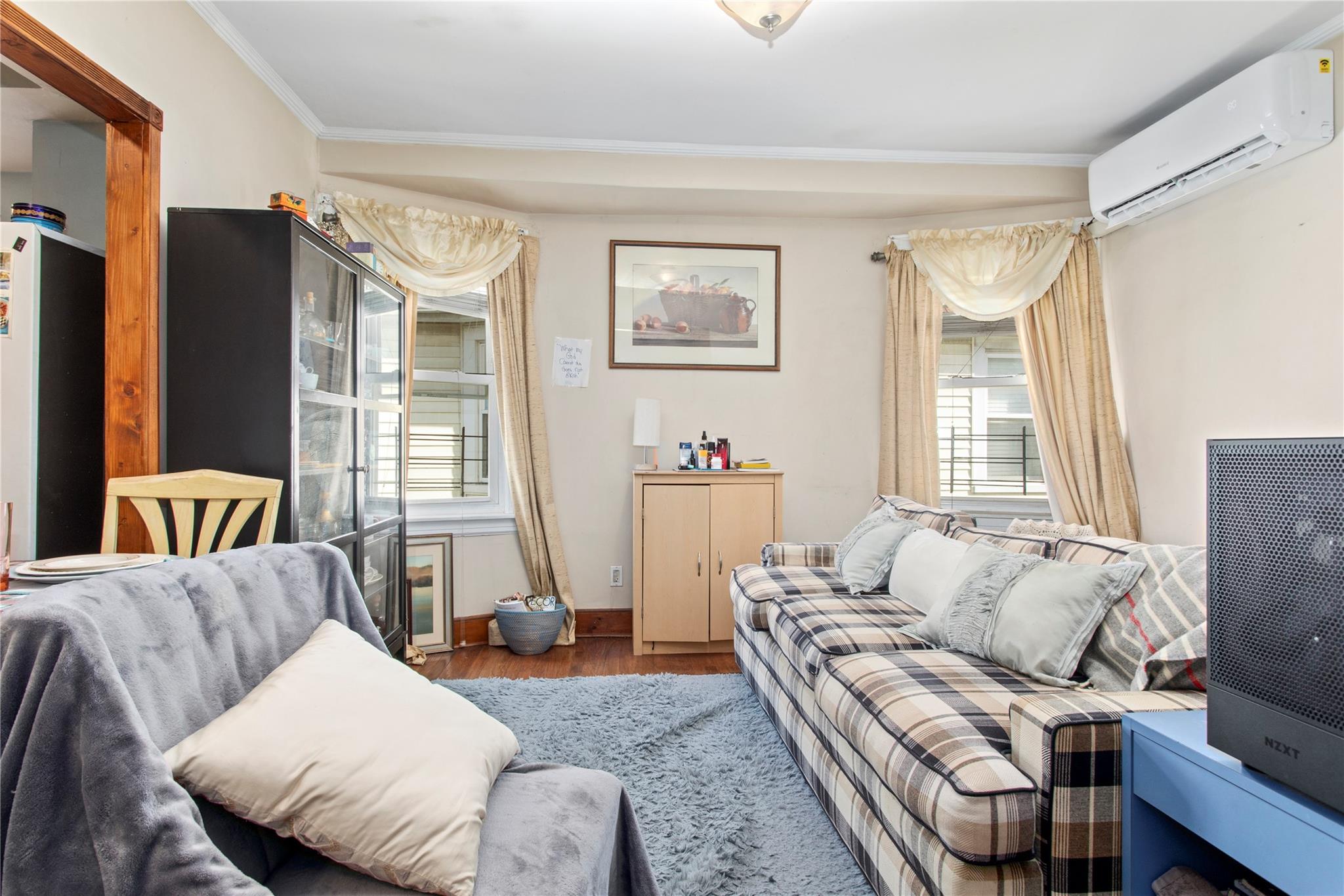 #4 photo, 4611 Matilda Avenue, Bronx , NY 10470