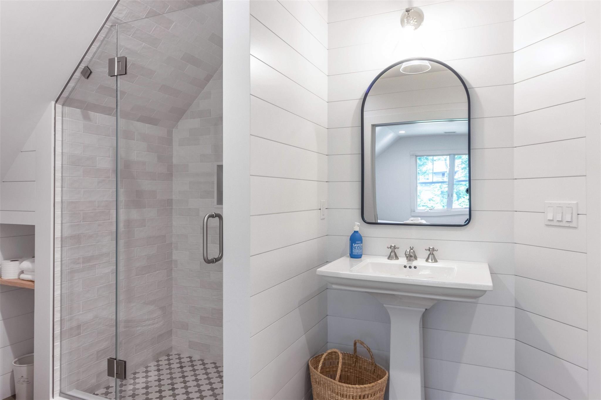 #18 photo, 9325 Main Bayview Road, Southold , NY 11971